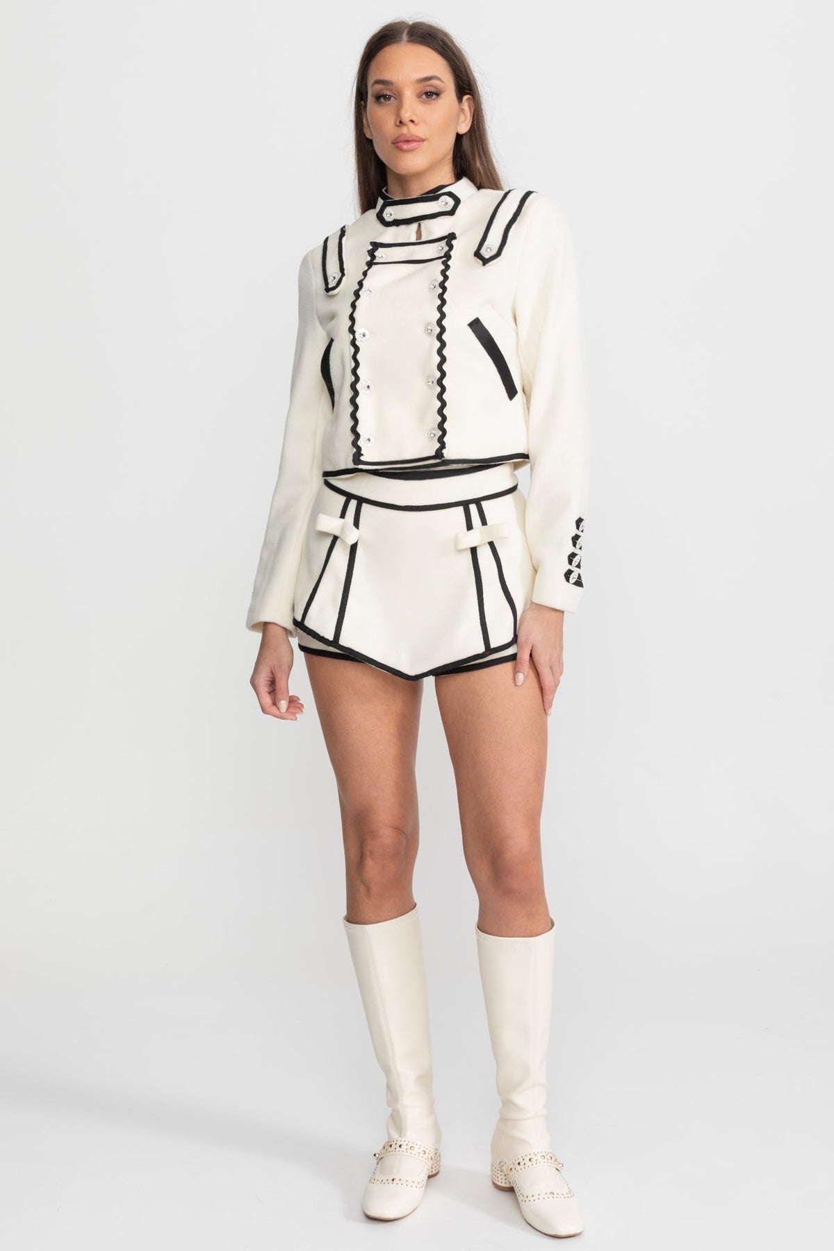 Structured Co-Ord Set with Contrast Trim and Crystal Buttons – Ivoire