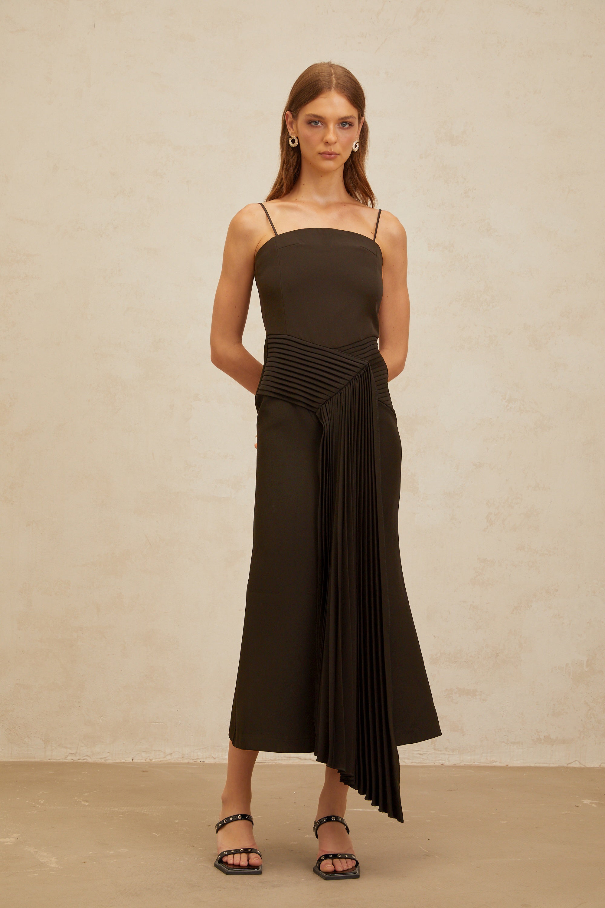 Déotille Brown Pleated Ribbon Midi Dress