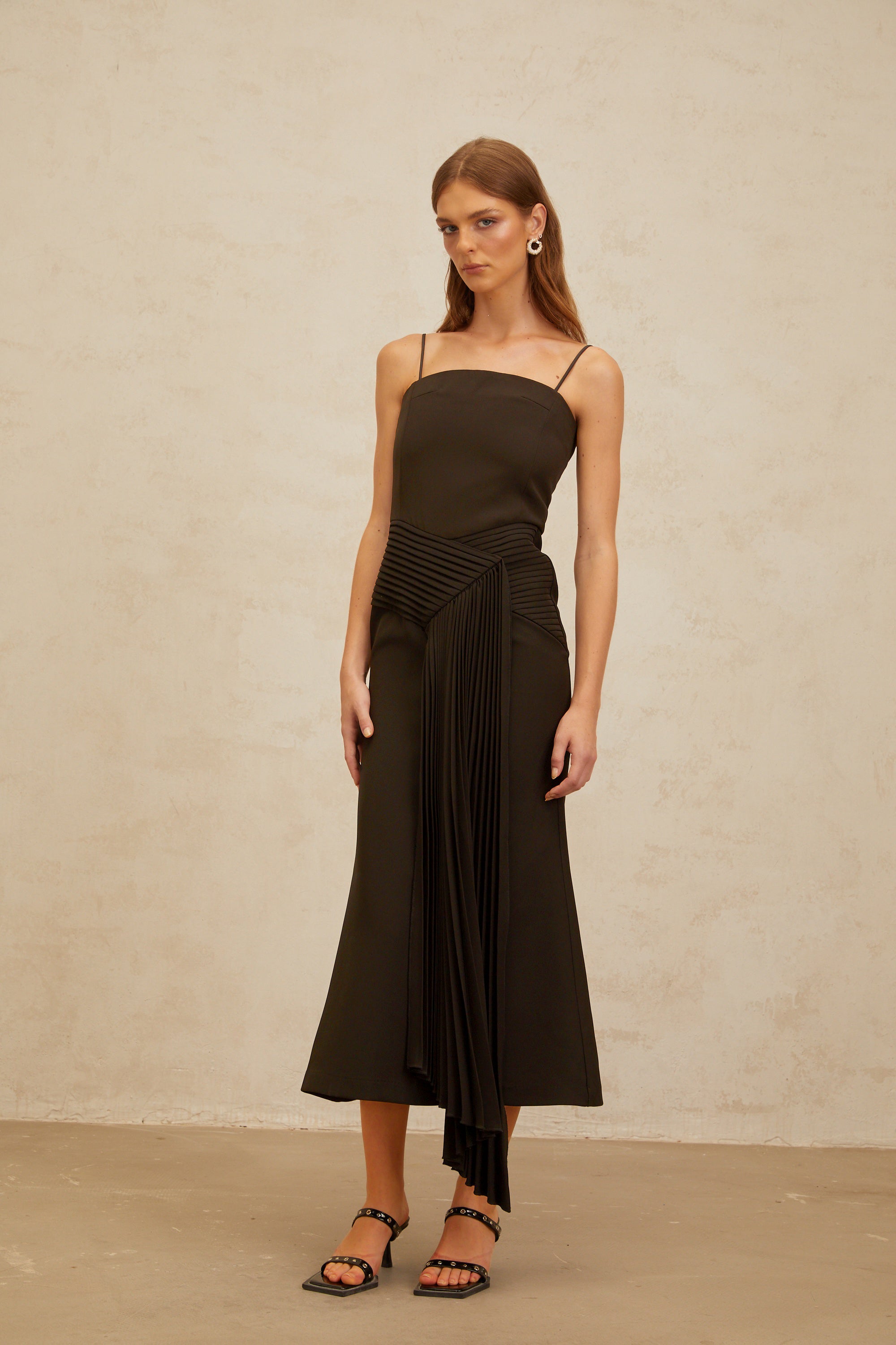 Déotille Brown Pleated Ribbon Midi Dress
