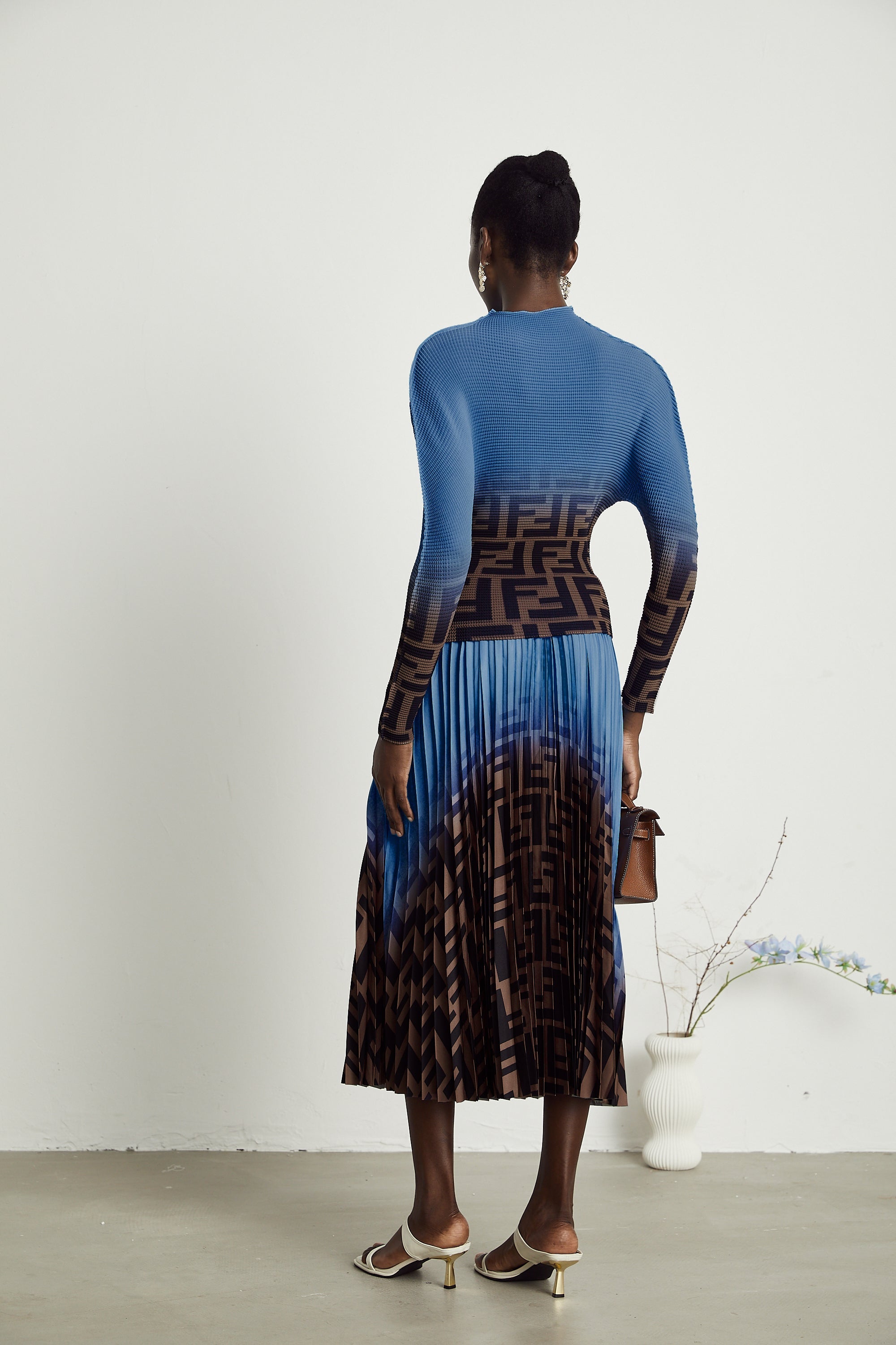 Désirée Color Block Pleated Top & Skirt Matching Set in Dark Blue