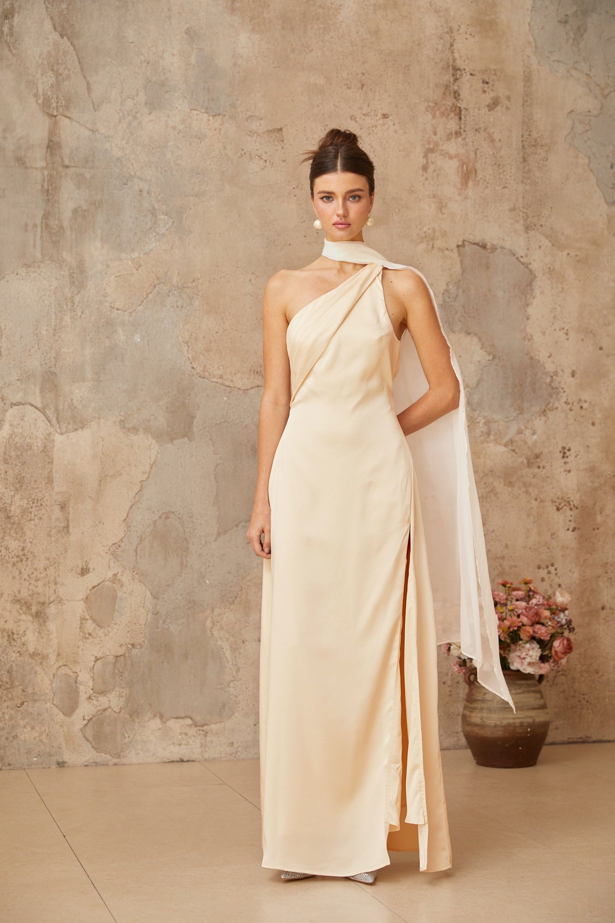 Thérèse neutral scarf-design satin maxi dress