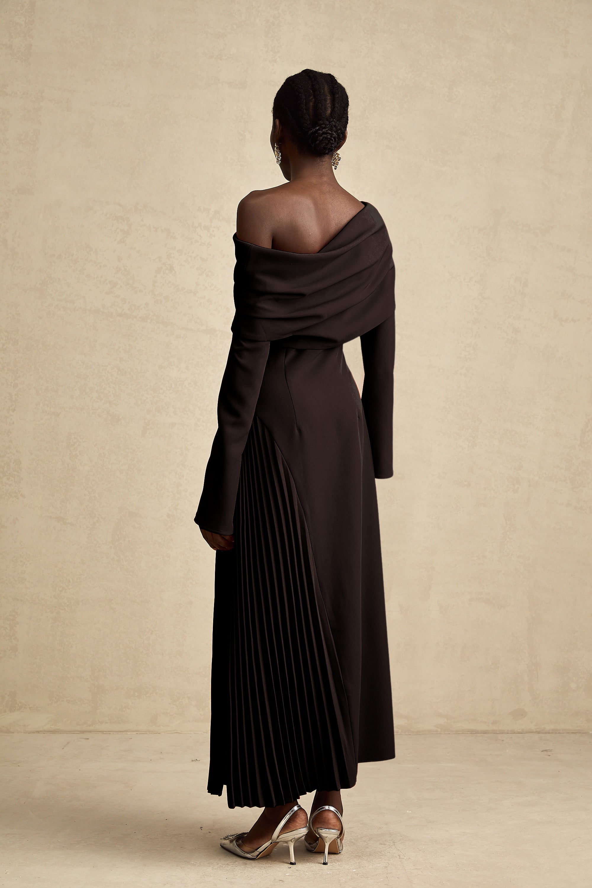 Valentine high-slit pleated maxi dress in Black (Final Sale-US Only)