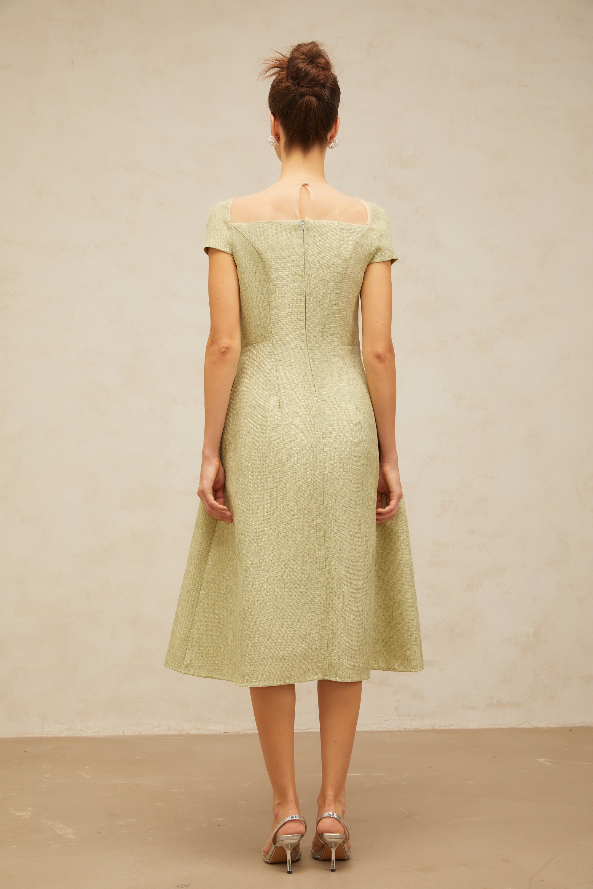 Marianne green flower-motif pleated midi dress