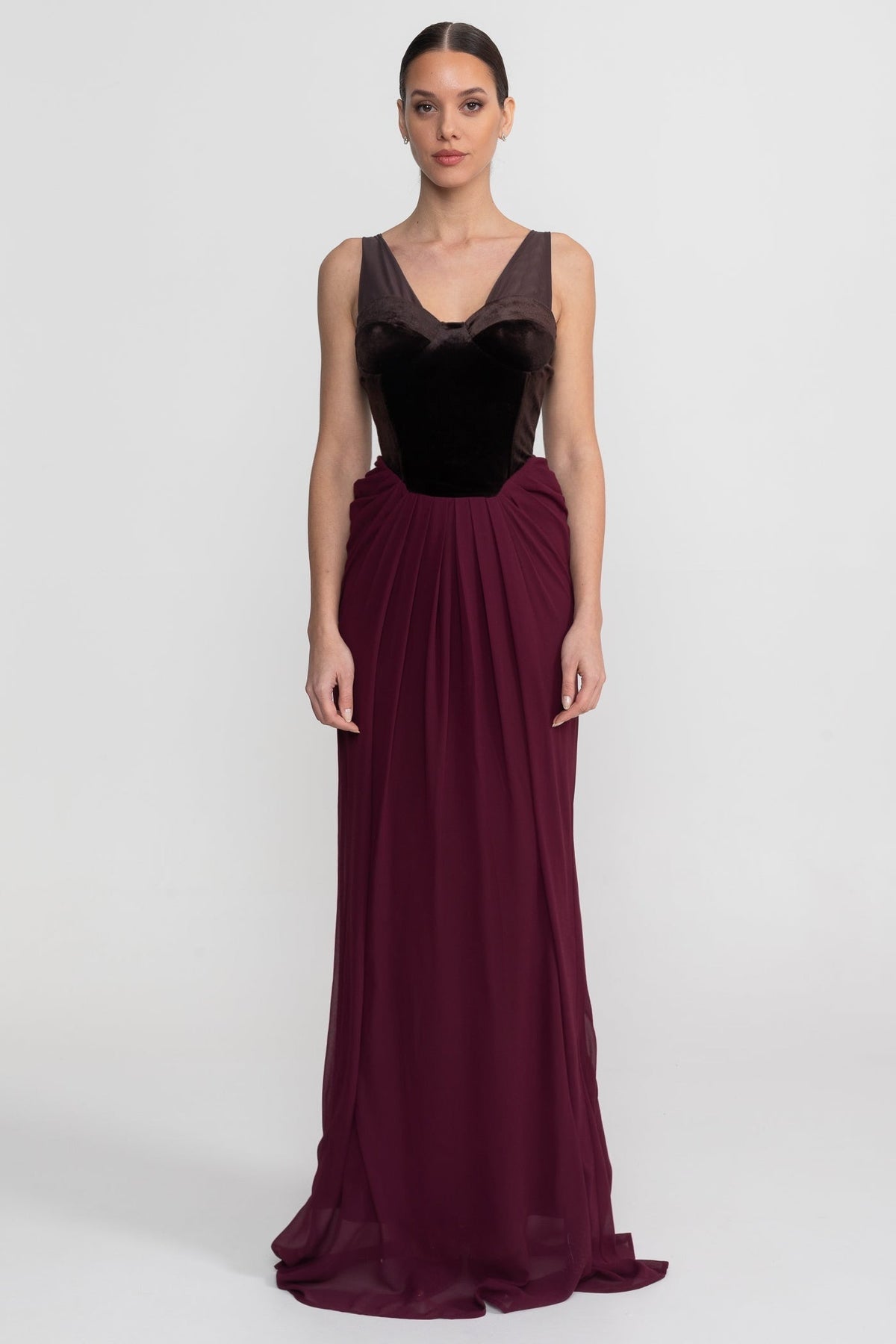 Maxi Dress With Velvet Corset Bodice And Flowing Skirt - Burgundy