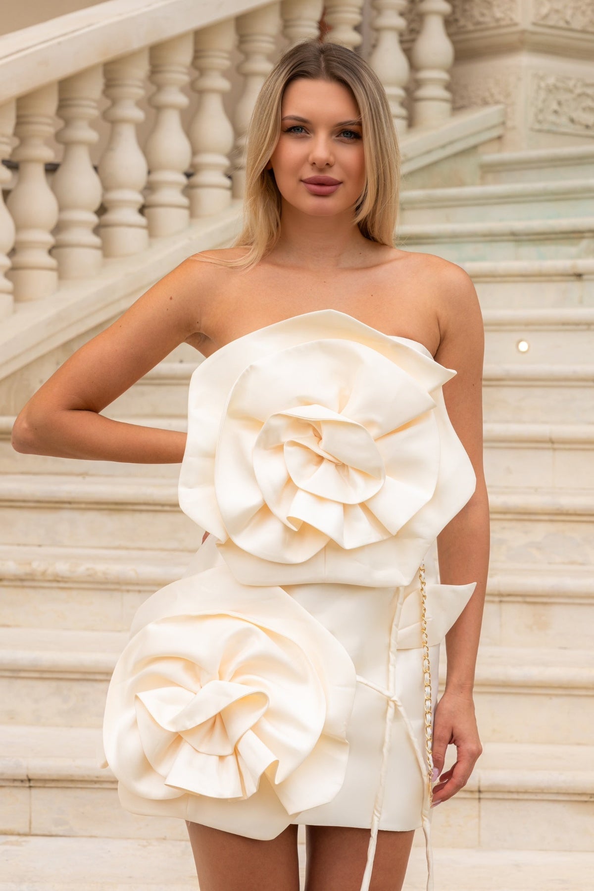 Voluminous Flower Design Dress - Ivoire
