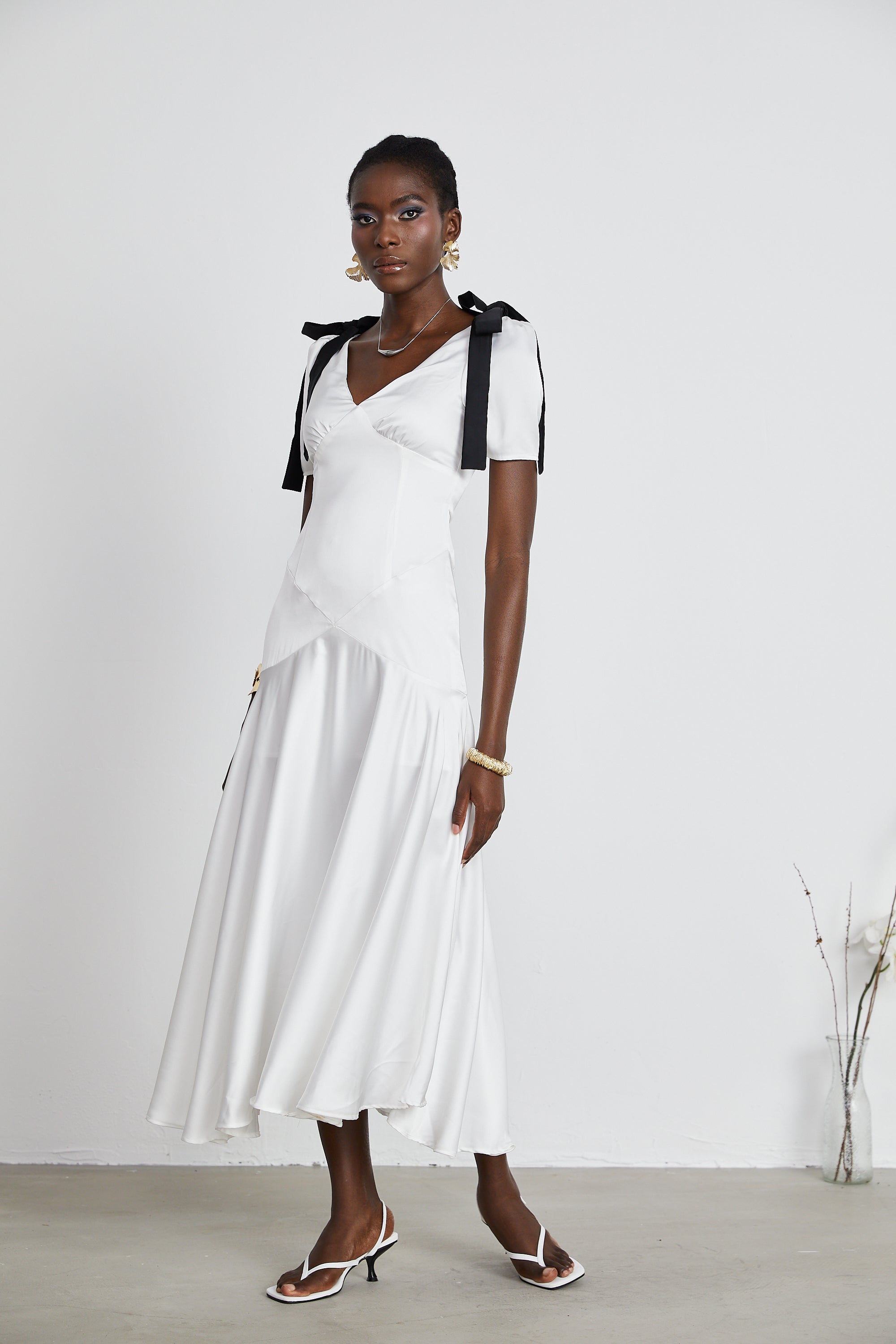 Cyrielle ribbon-detail puff-sleeve maxi dress