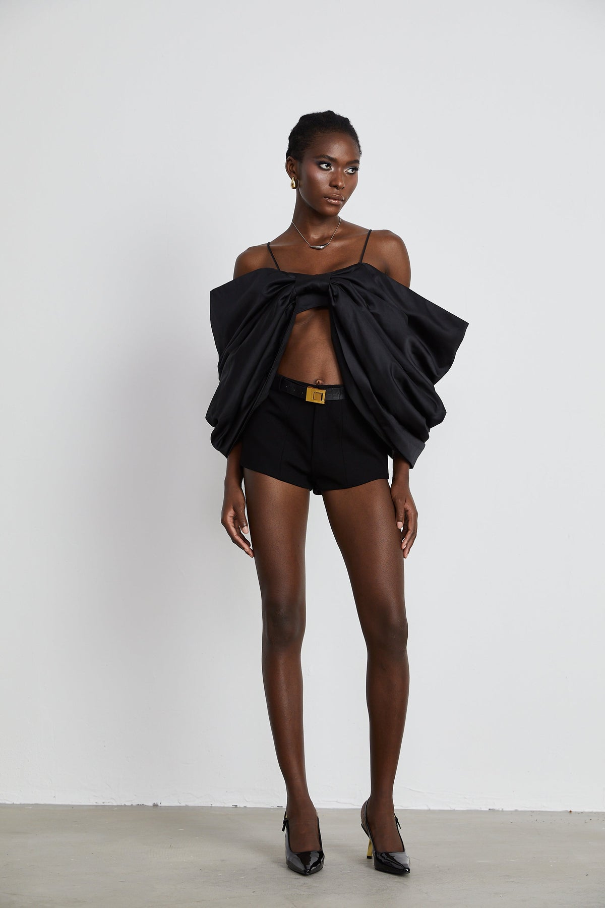 Solène bowknot scoop-back top in Black