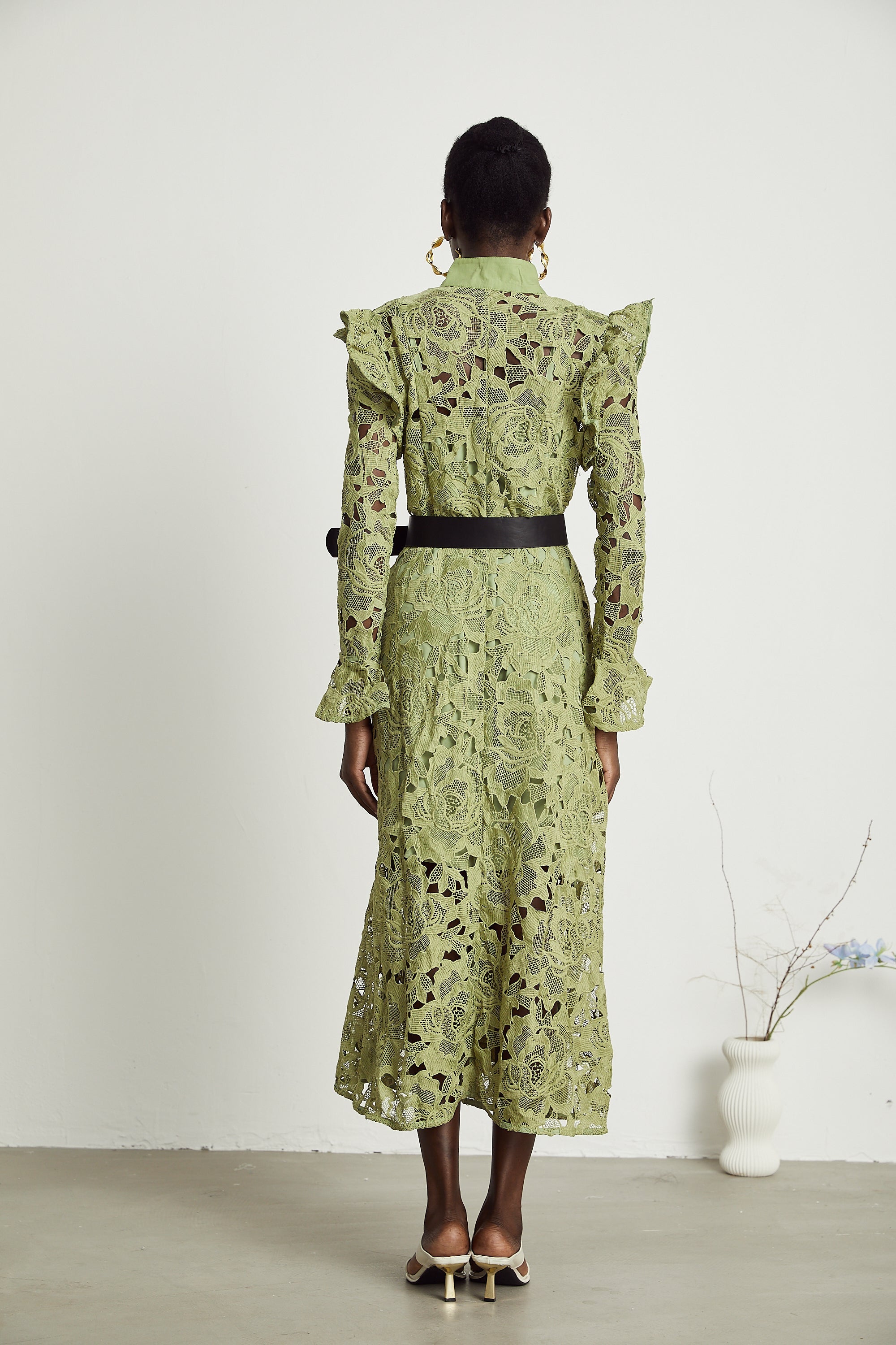 Noémie floral-embroidered midi dress in Green (US Only)