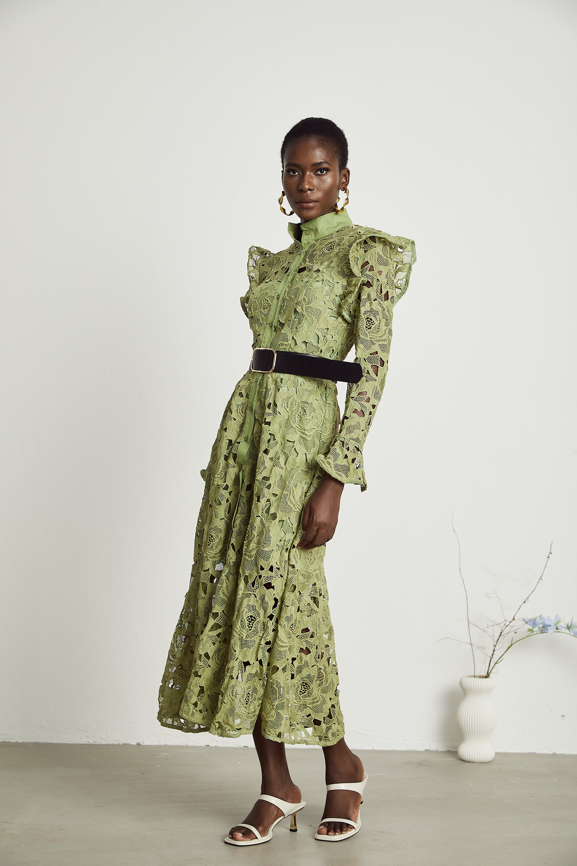 Noémie floral-embroidered midi dress in Green (US Only)