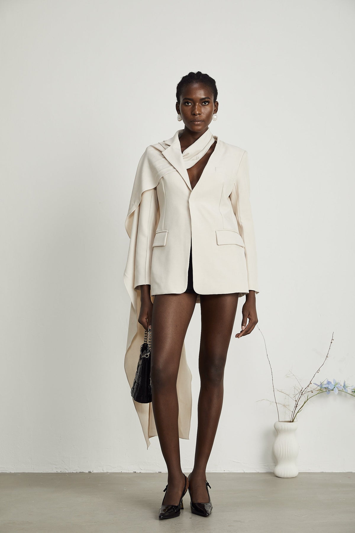 Coralie shawl-detailed jacket in Neutrals