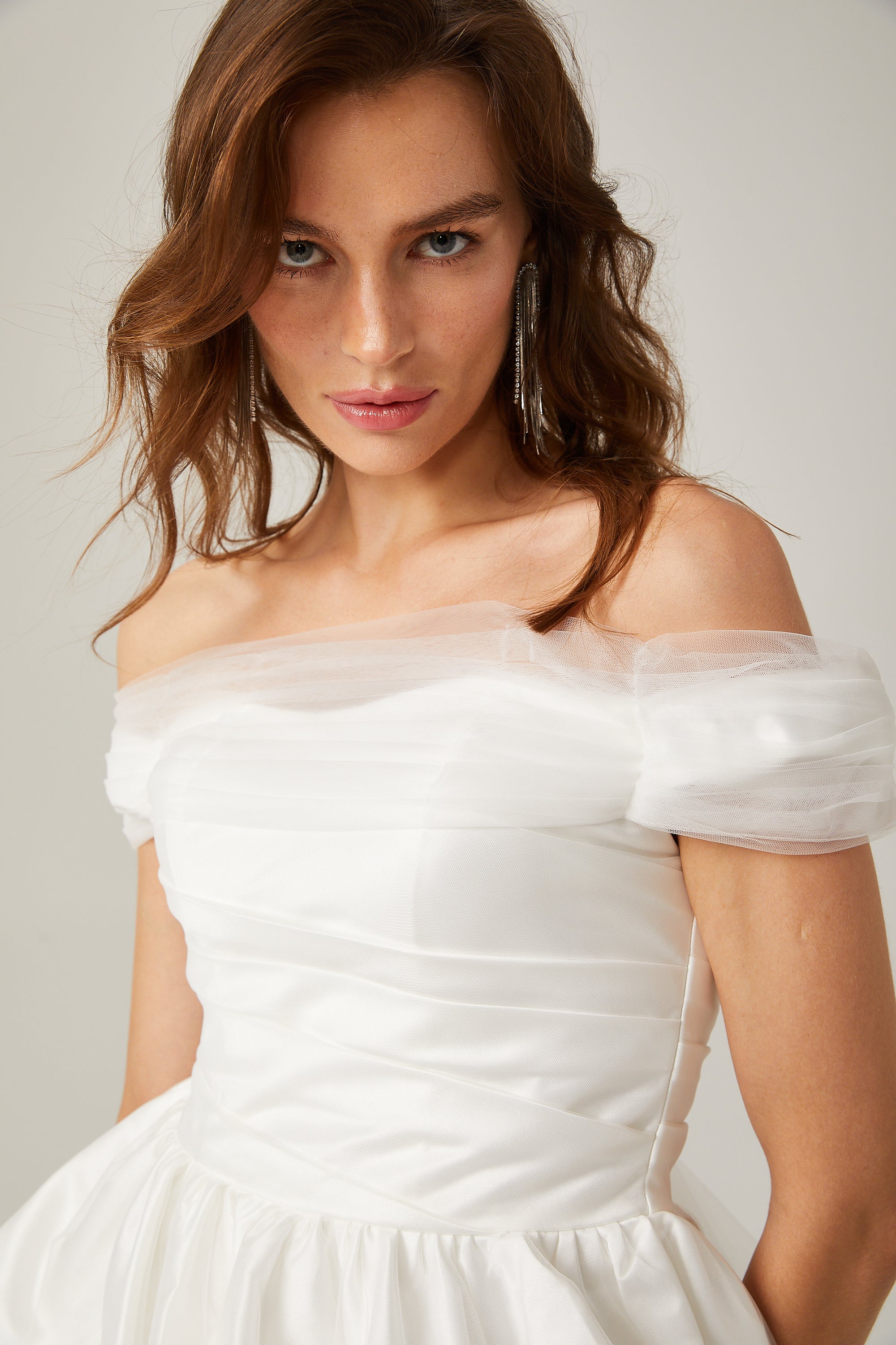 Aurore white off-shoulder bowknot mini dress (US Only)