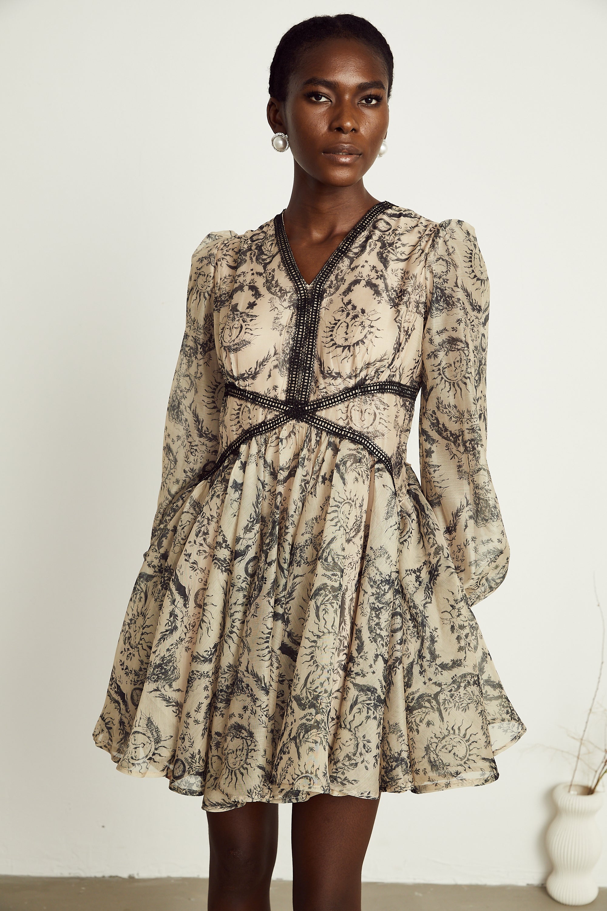 Auréliane pattern-print V-neck mini dress (US Only)