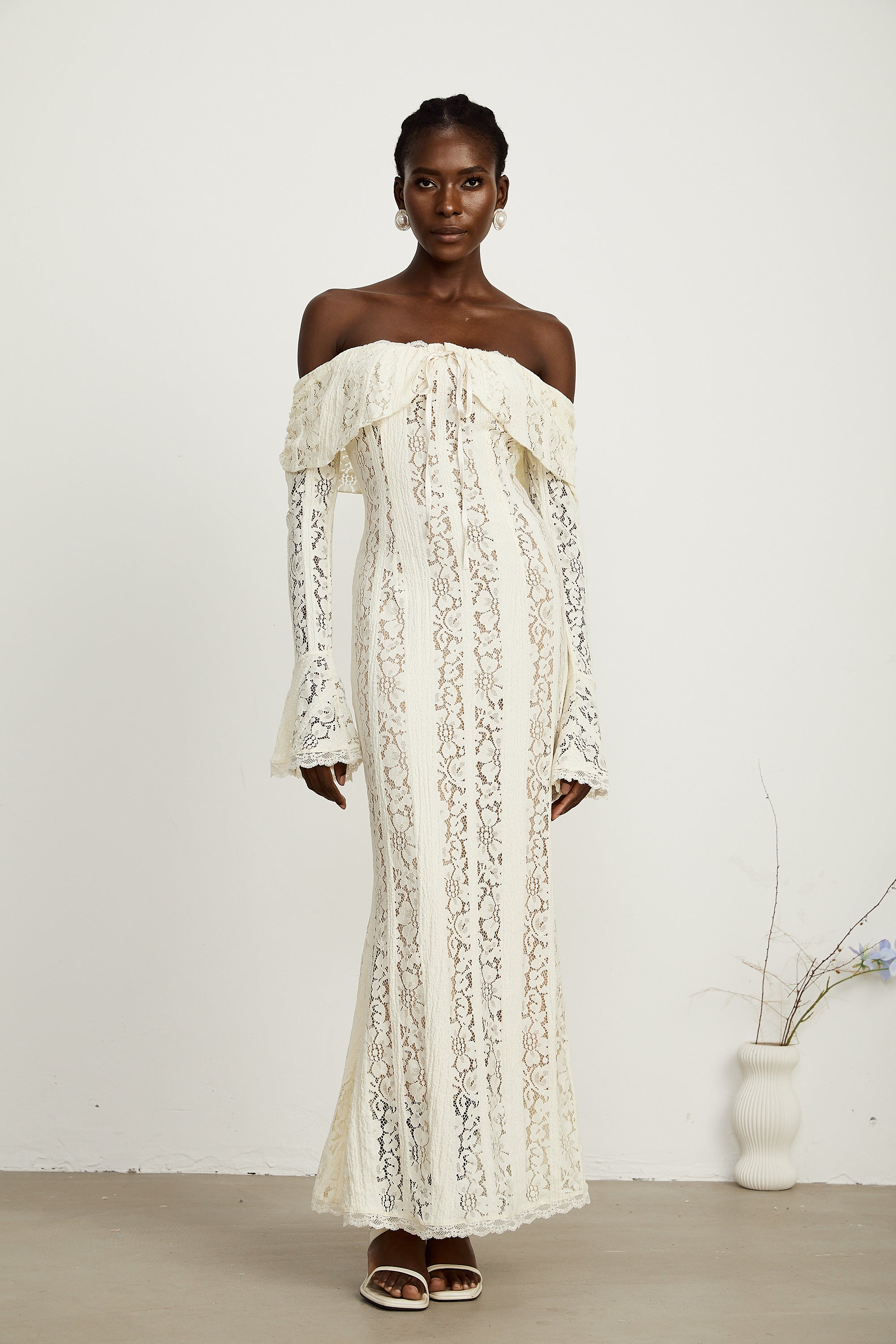 Émeline floral lace flared-cuff maxi dress in Neutrals (Final Sale-US Only)