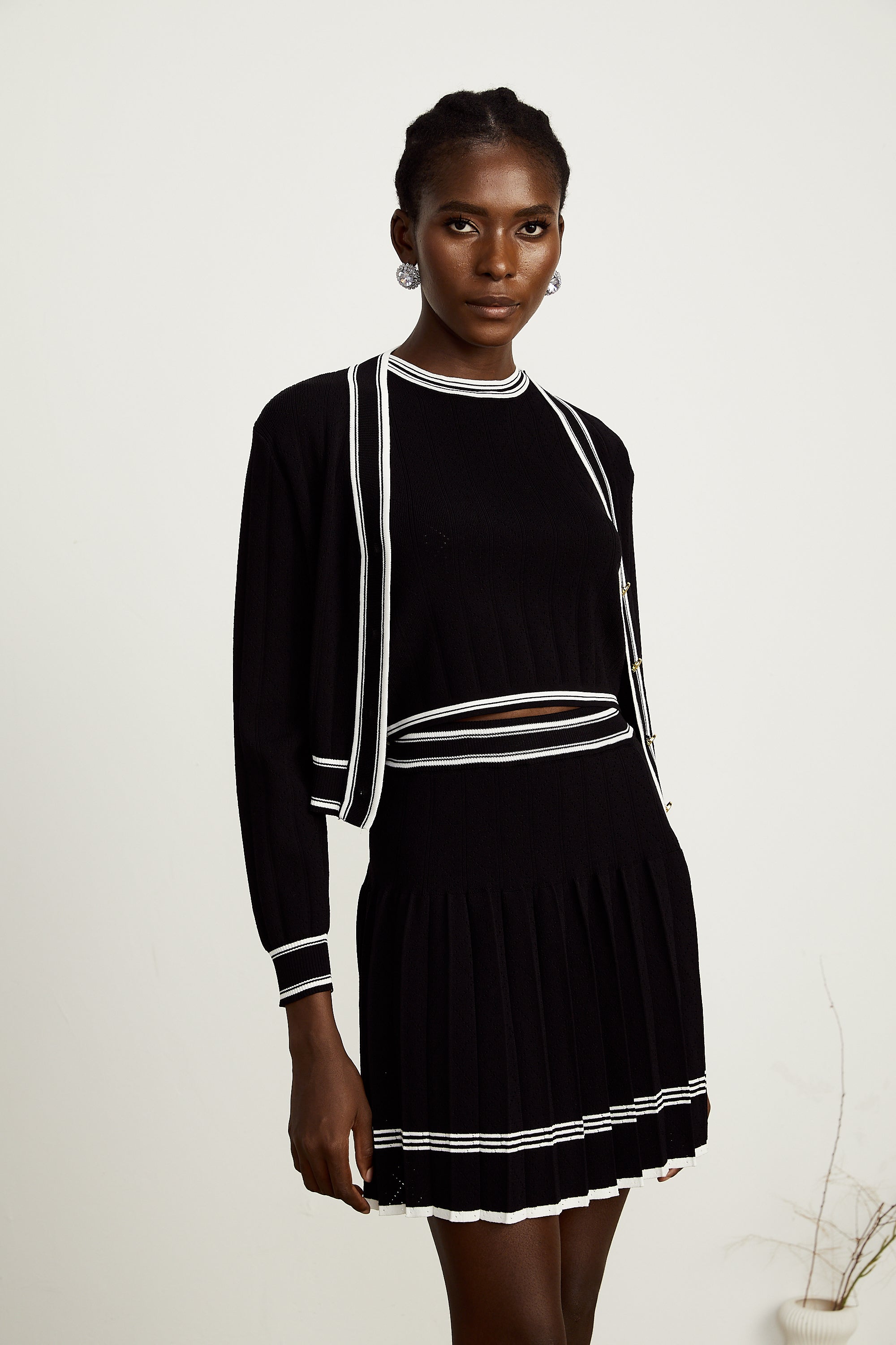 Daphné contrast-trim cardigan & vest top & skirt matching set (Final Sale-US Only)