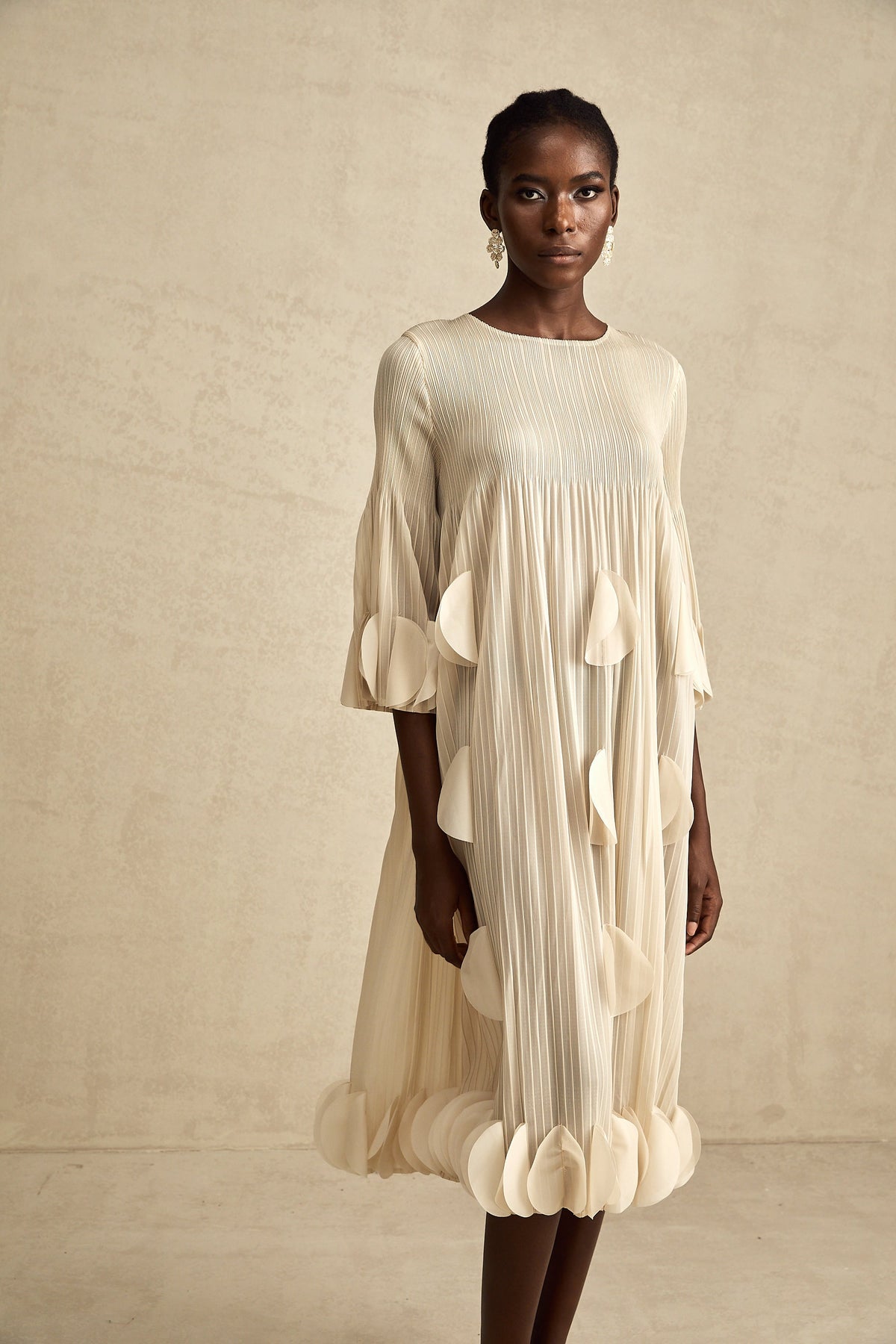 Alizée 3d-petal pleated midi dress