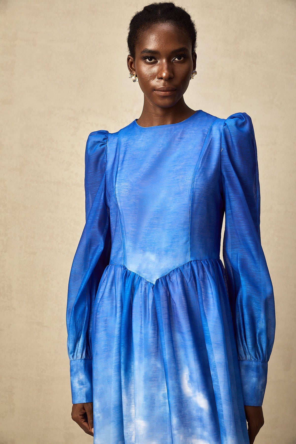 Adonia blue gradient pleated midi dress