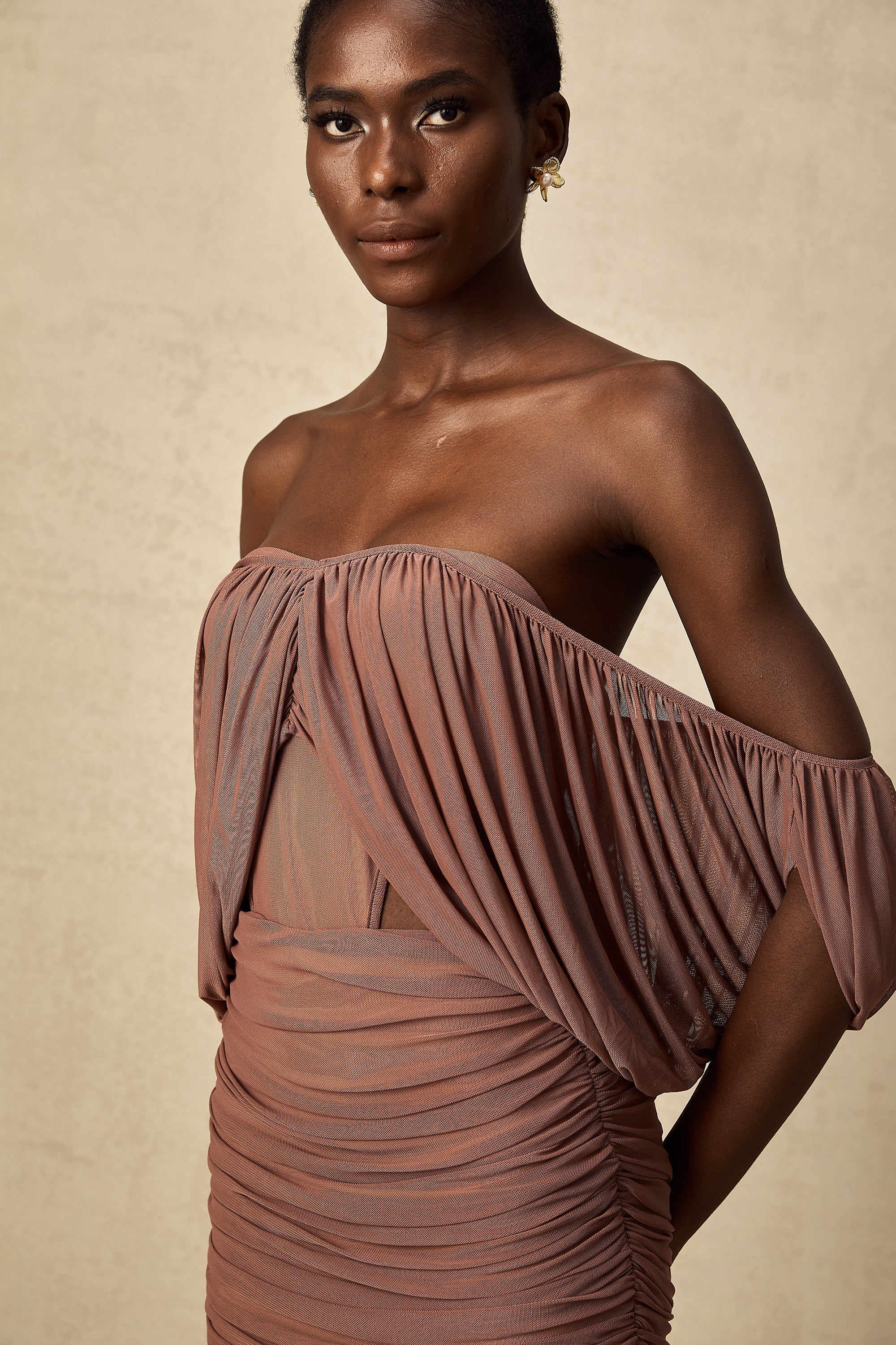 Zohra off-shoulder bodysuit & skirt matching set