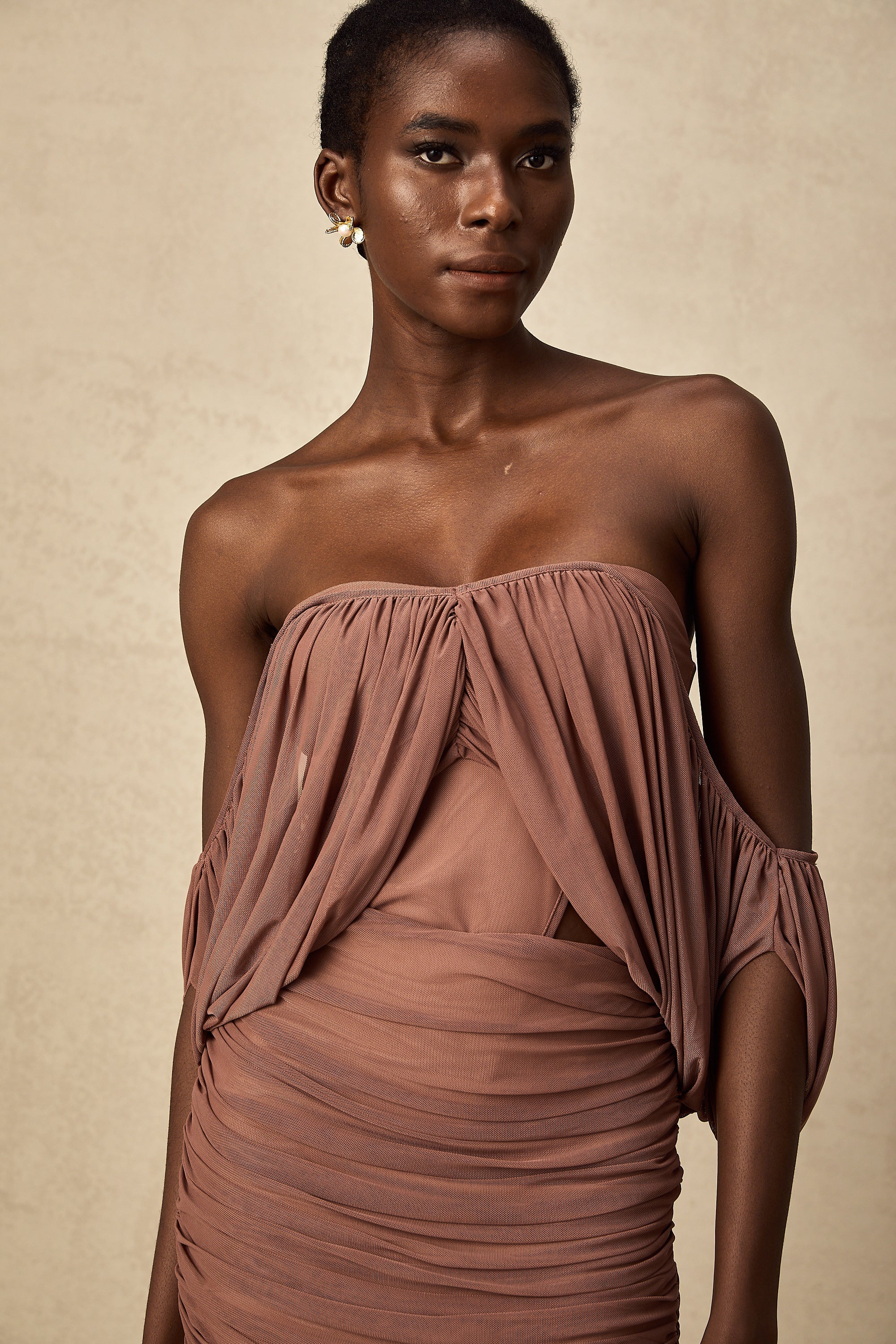 Zohra off-shoulder bodysuit & skirt matching set