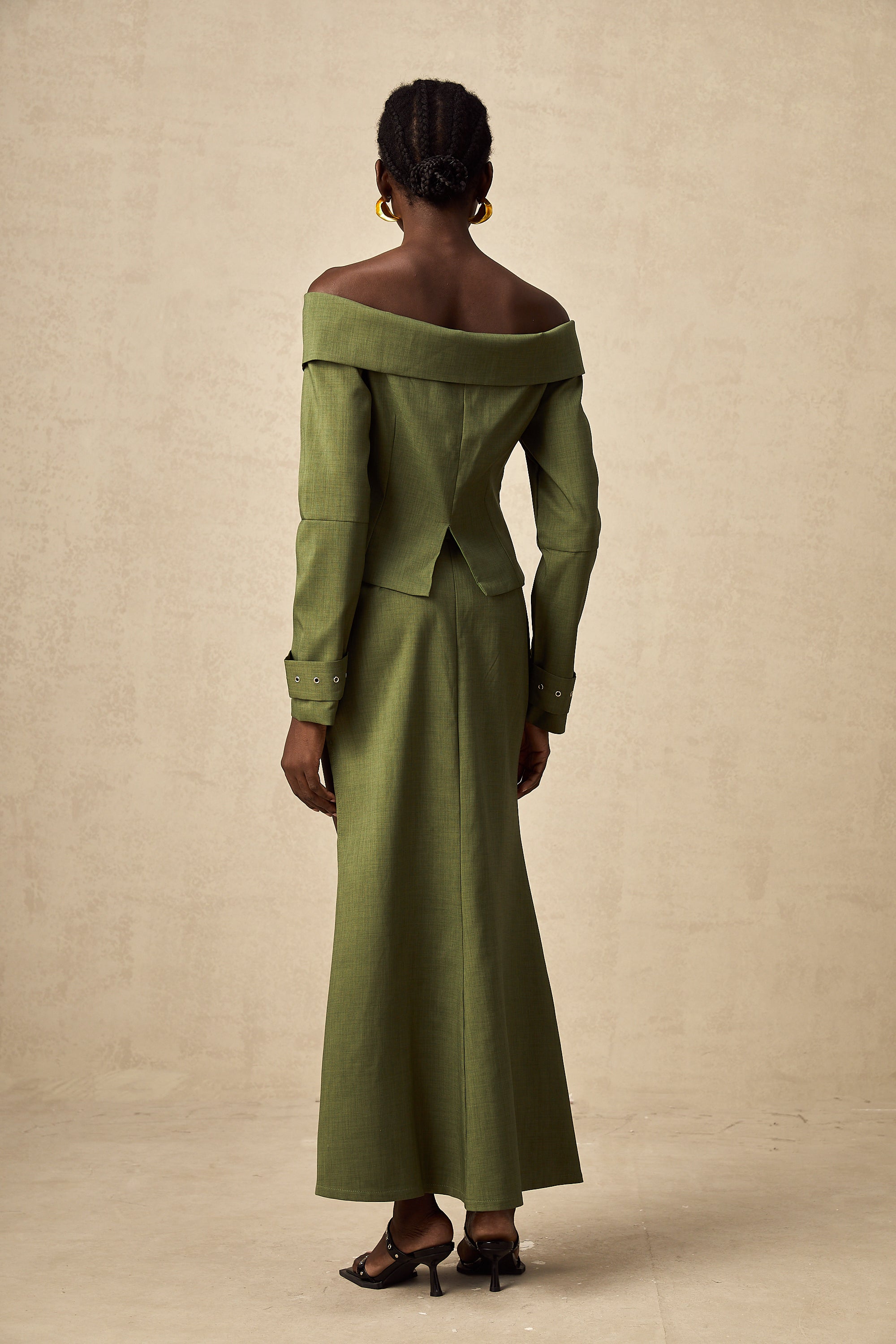 Éléna green asymmetrical-design jacket & skirt matching set