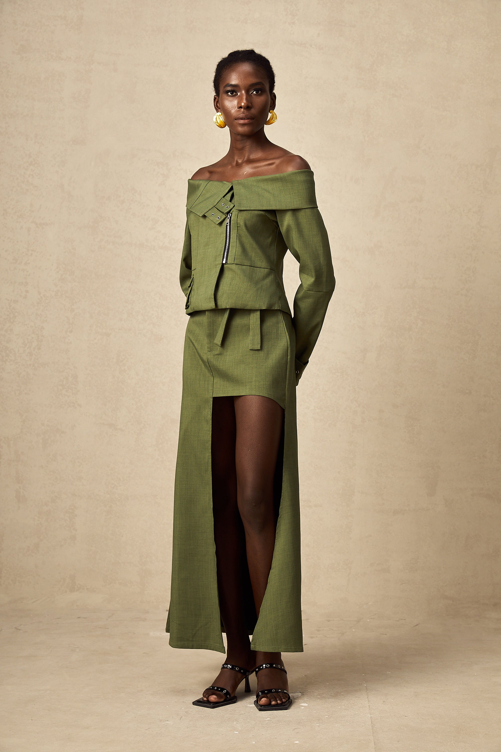 Éléna green asymmetrical-design jacket & skirt matching set