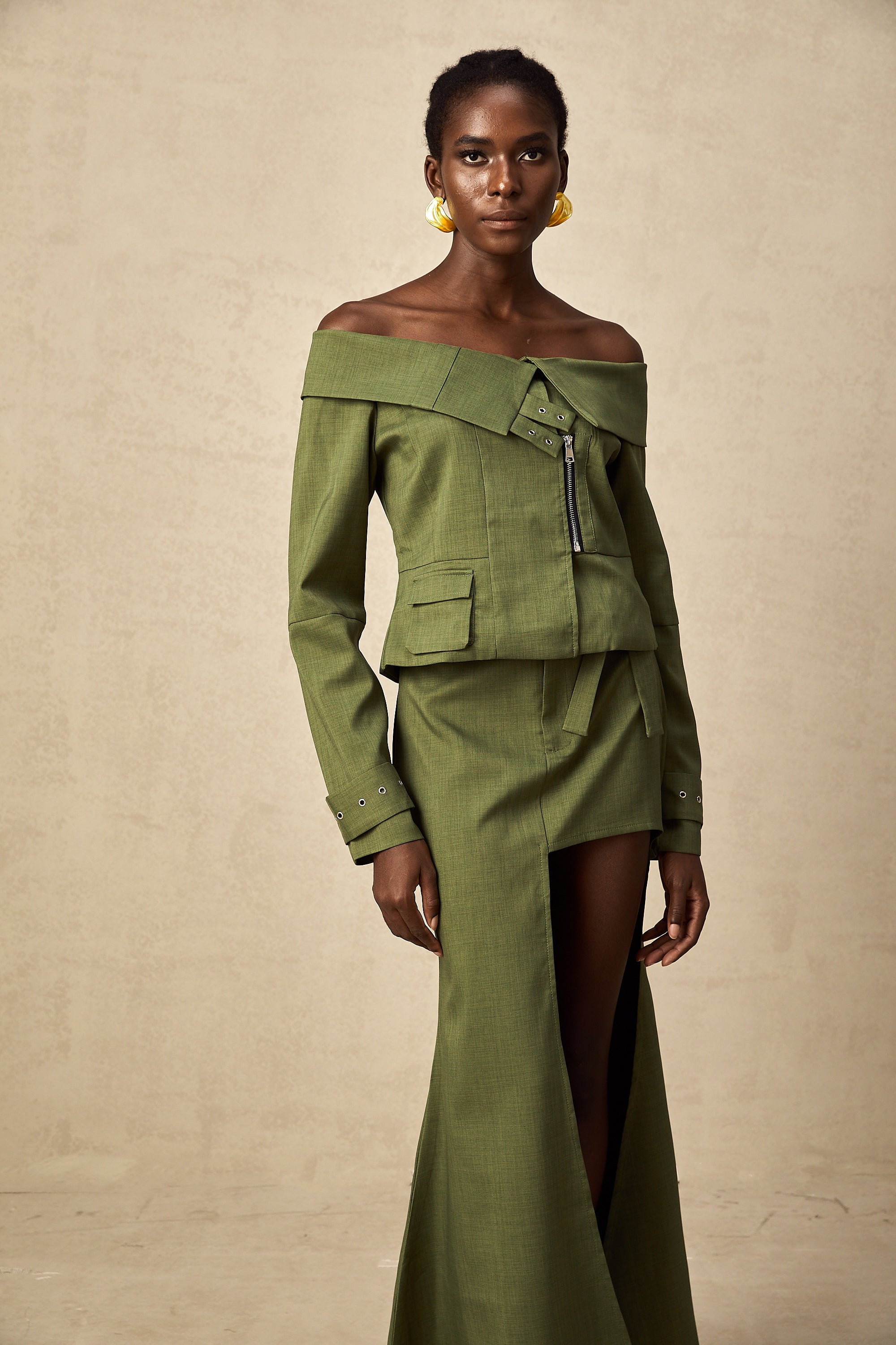 Éléna green asymmetrical-design jacket & skirt matching set