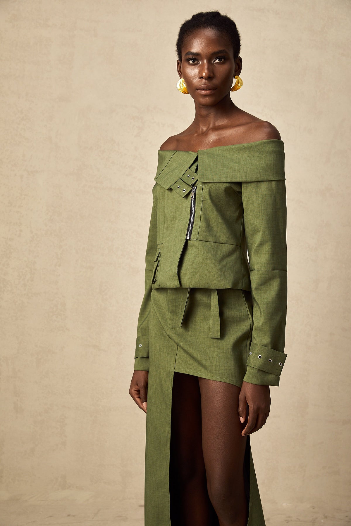 Éléna green asymmetrical-design jacket & skirt matching set