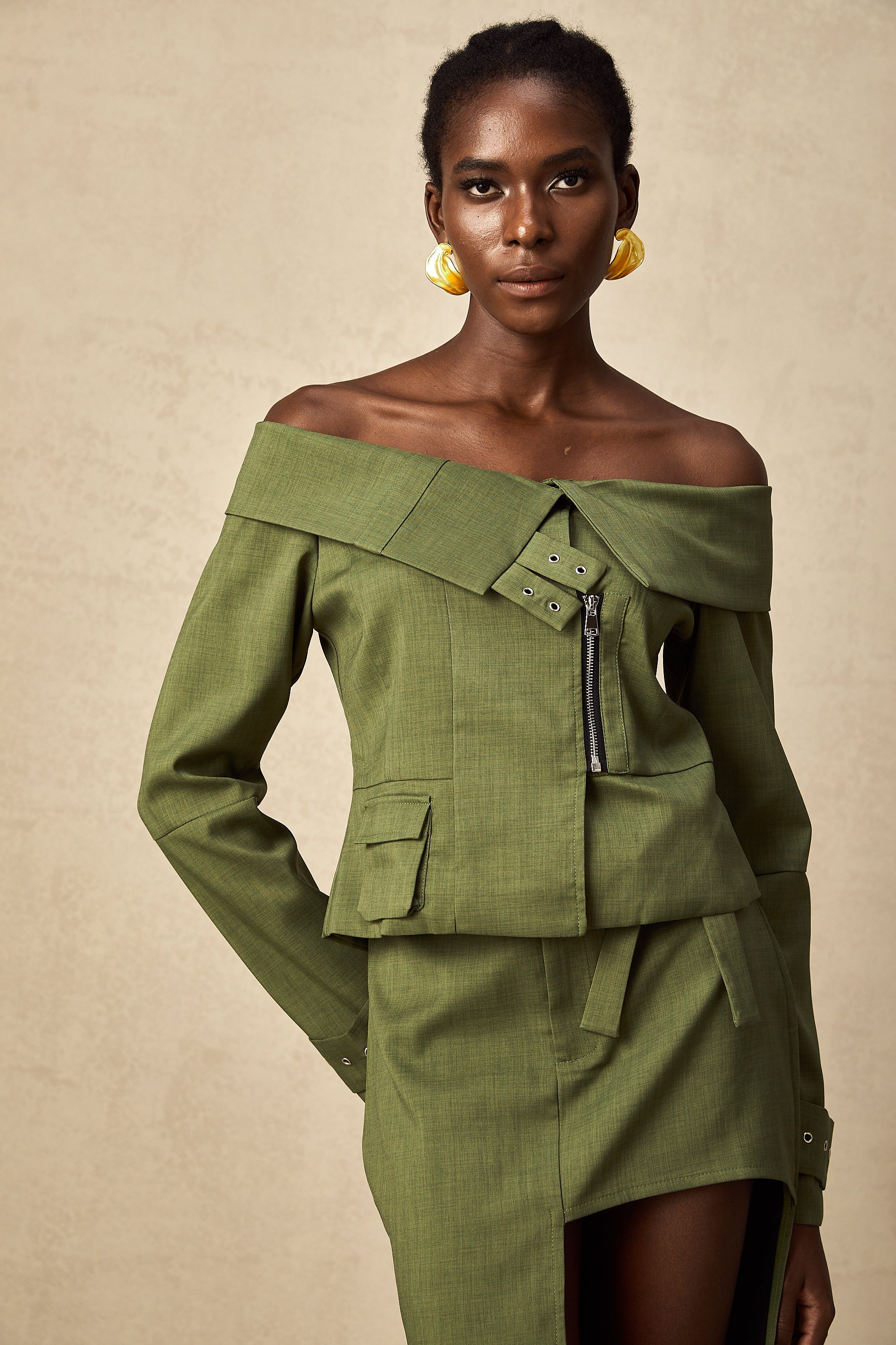 Éléna green asymmetrical-design jacket & skirt matching set