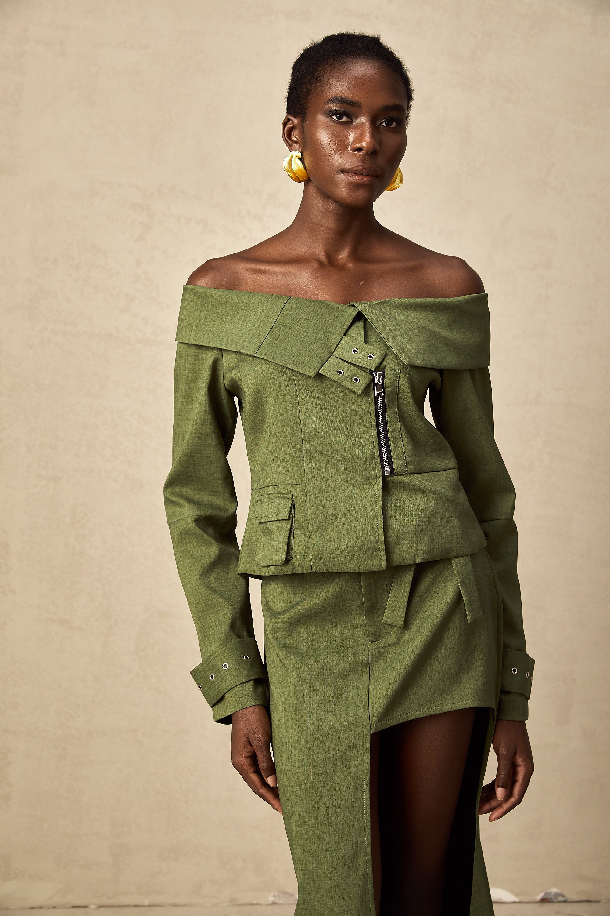 Éléna green asymmetrical-design jacket & skirt matching set
