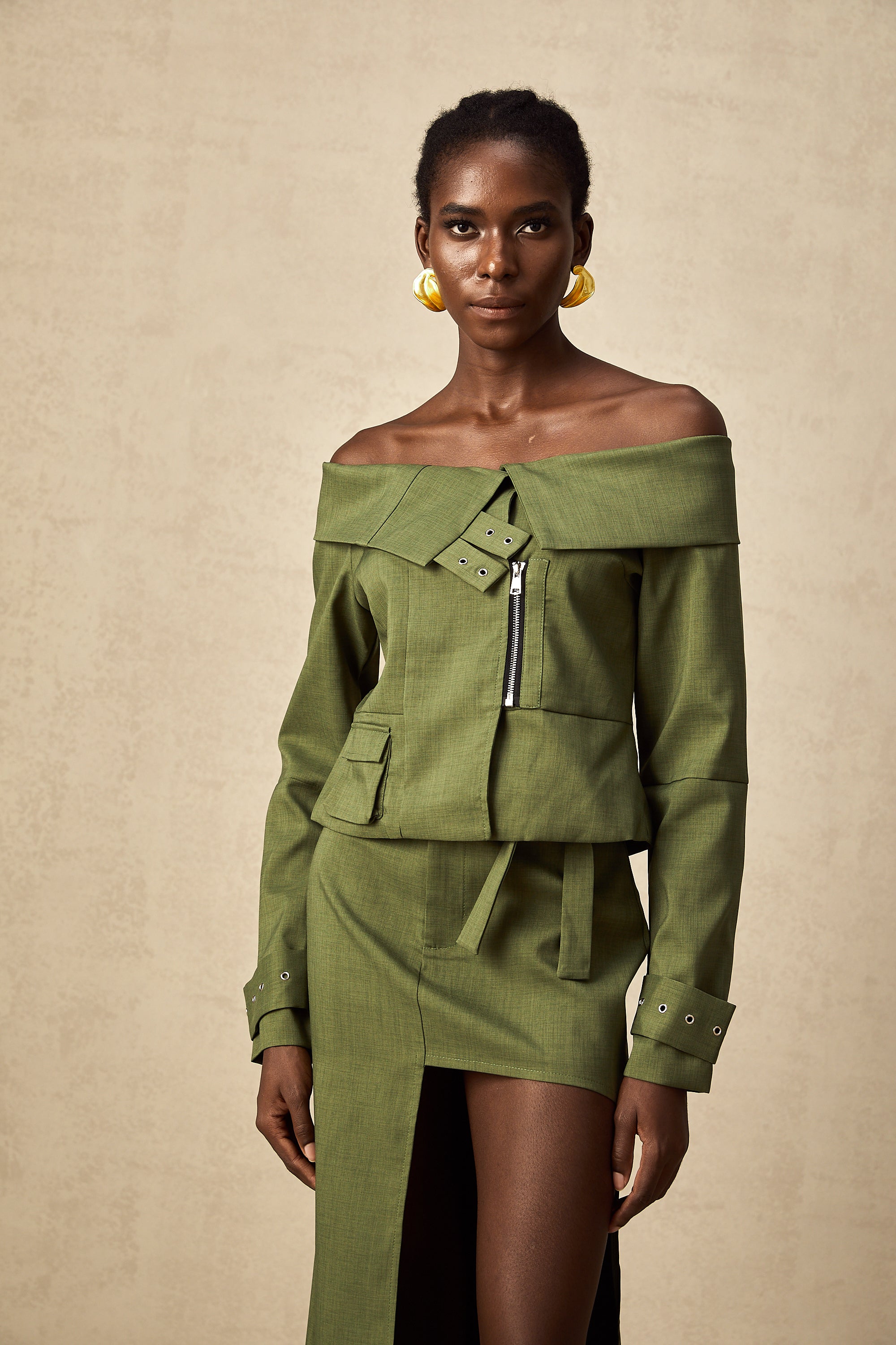 Éléna green asymmetrical-design jacket & skirt matching set