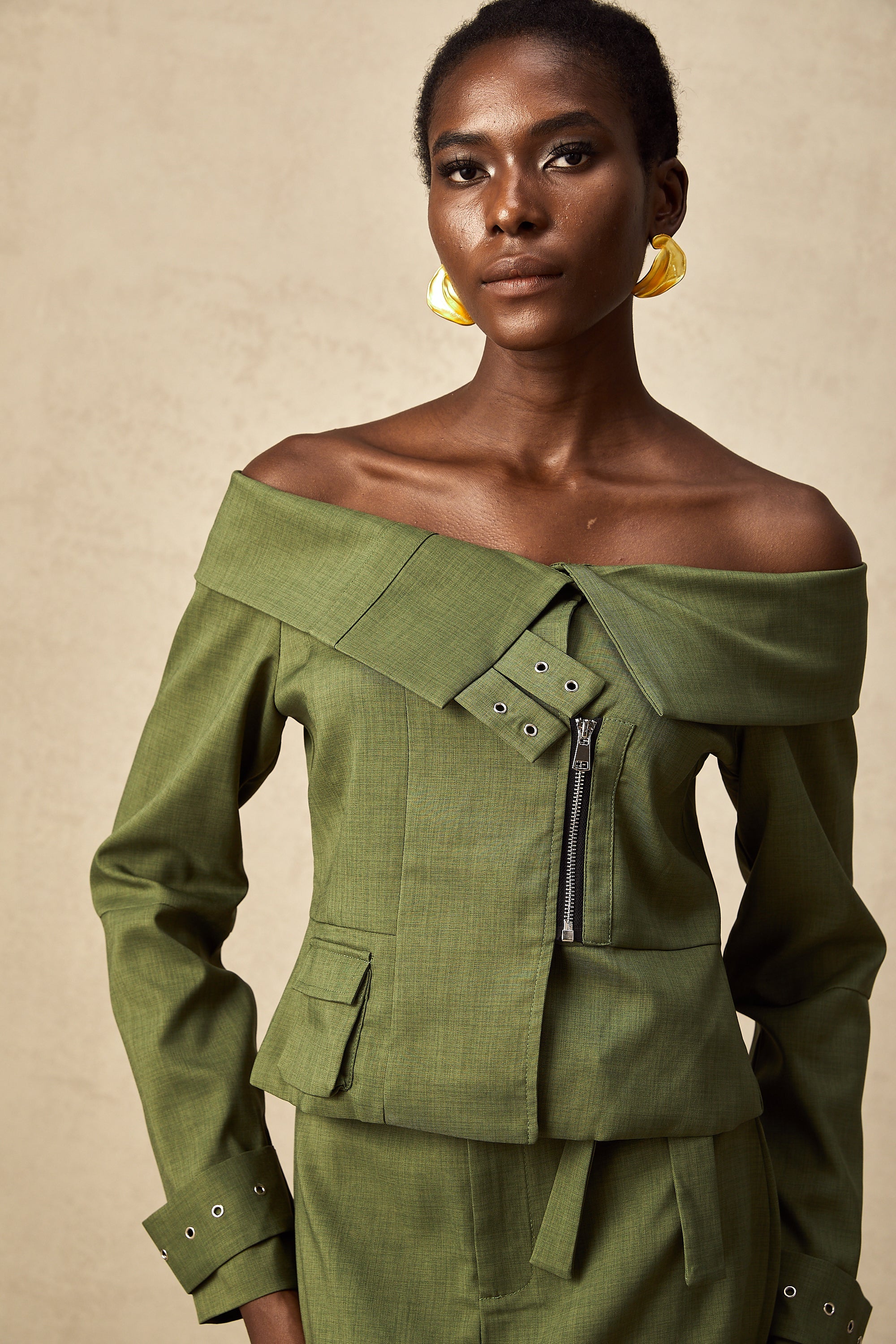 Éléna green asymmetrical-design jacket & skirt matching set
