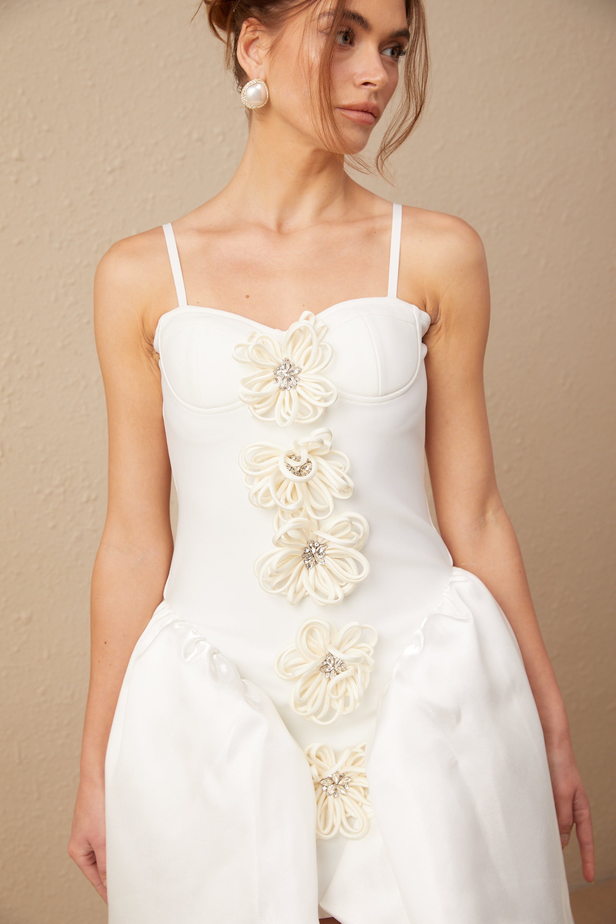 Lis white flower-motif bustier mini dress
