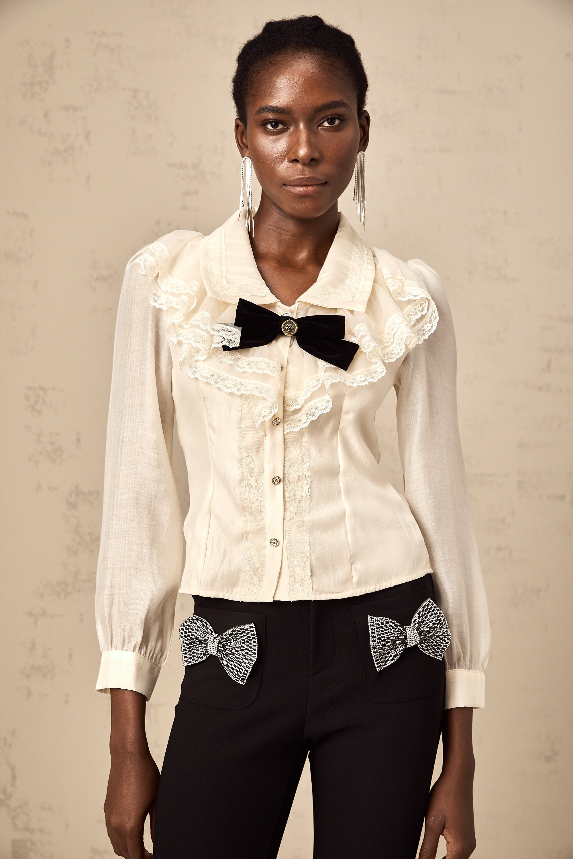 Alessia white bowknot lace-trimmed shirt (US Only)