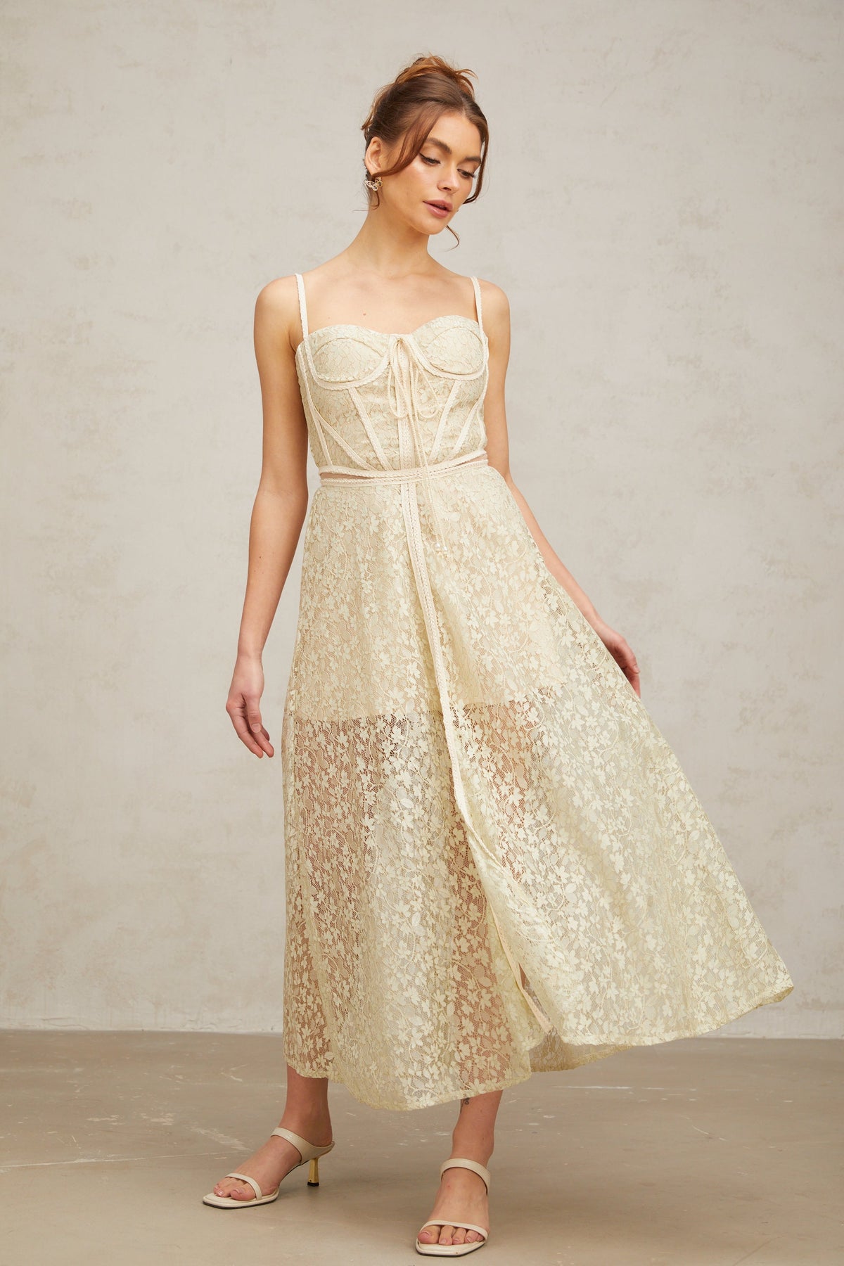 Yasmine light-green floral embroidered midi dress