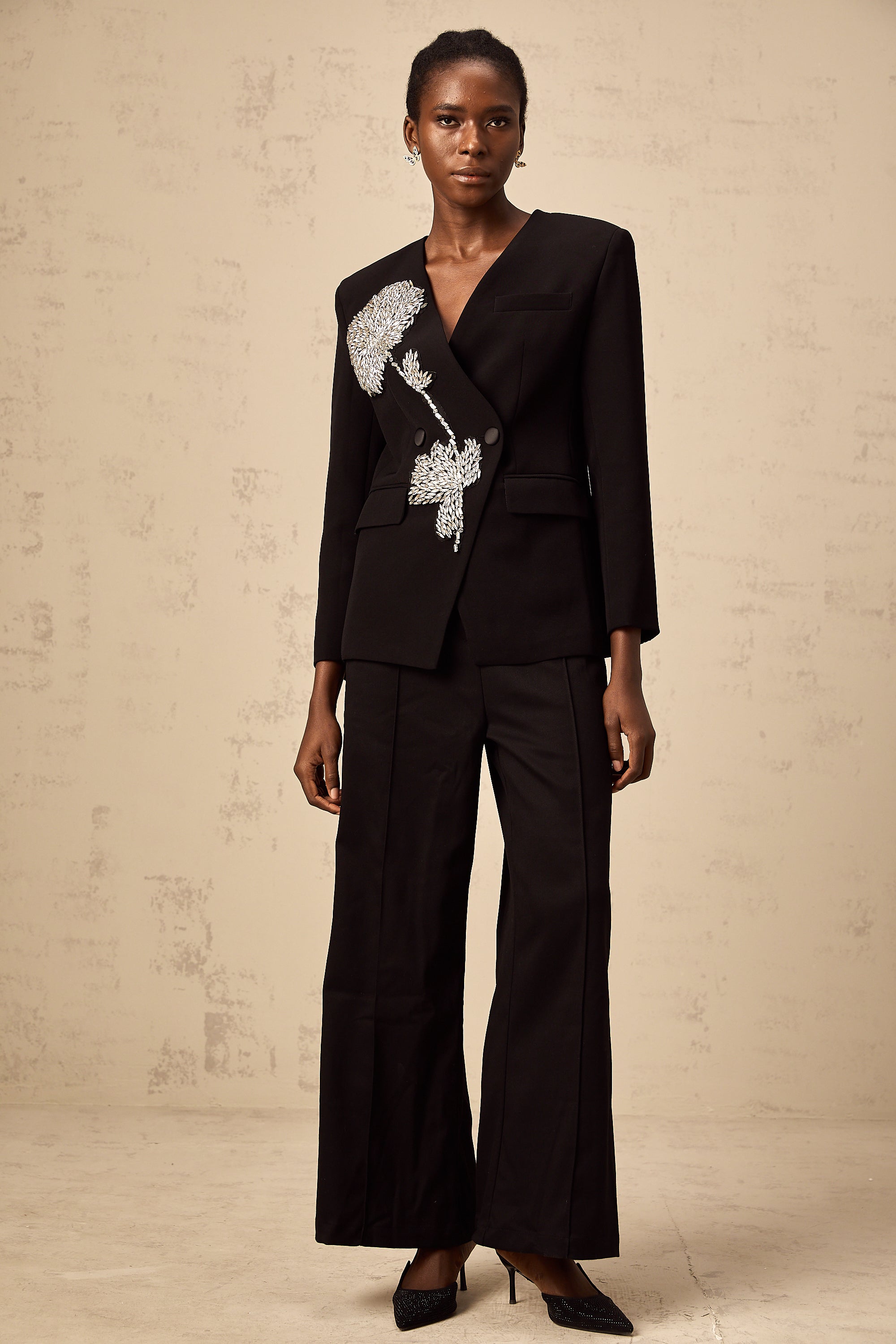 Thérèse black flower-motif embellished blazer