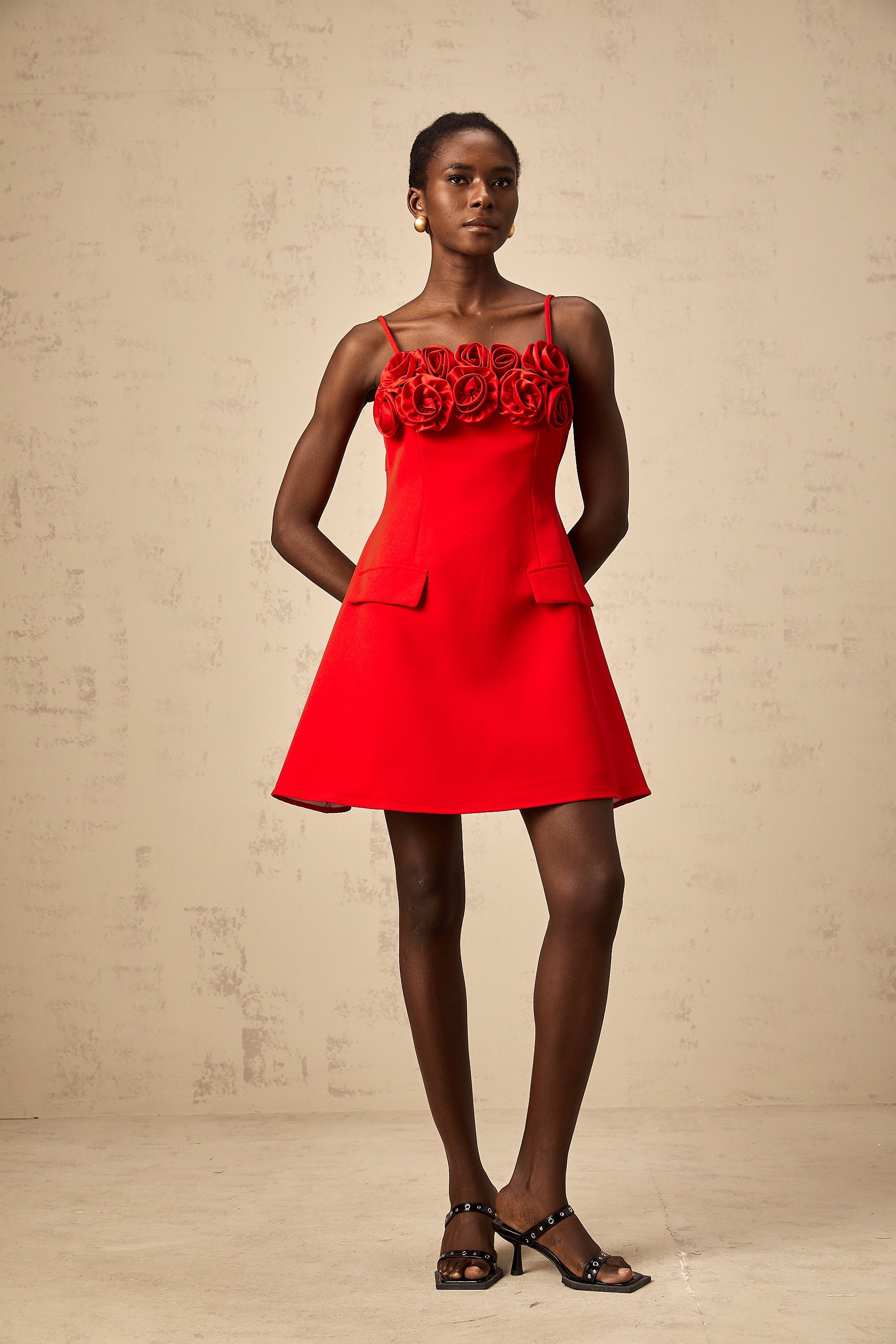 Mignon rose-appliqué flared mini dress in Red