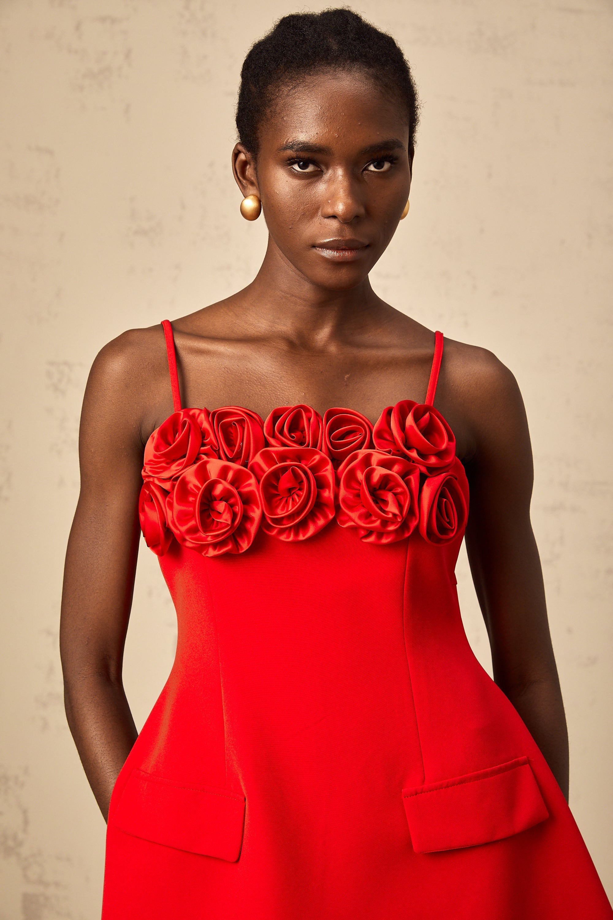 Mignon rose-appliqué flared mini dress in Red