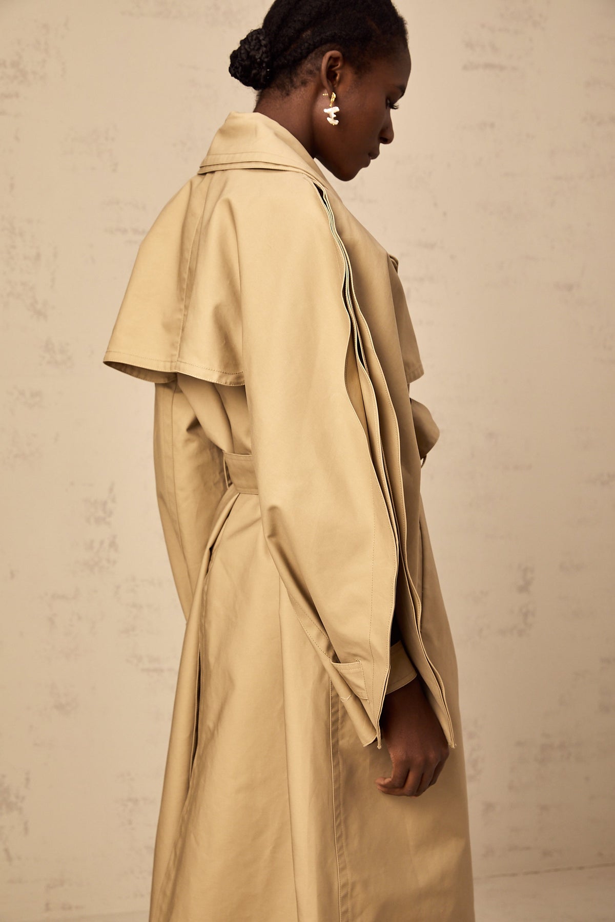 Jaden khaki curved-sleeve trench coat