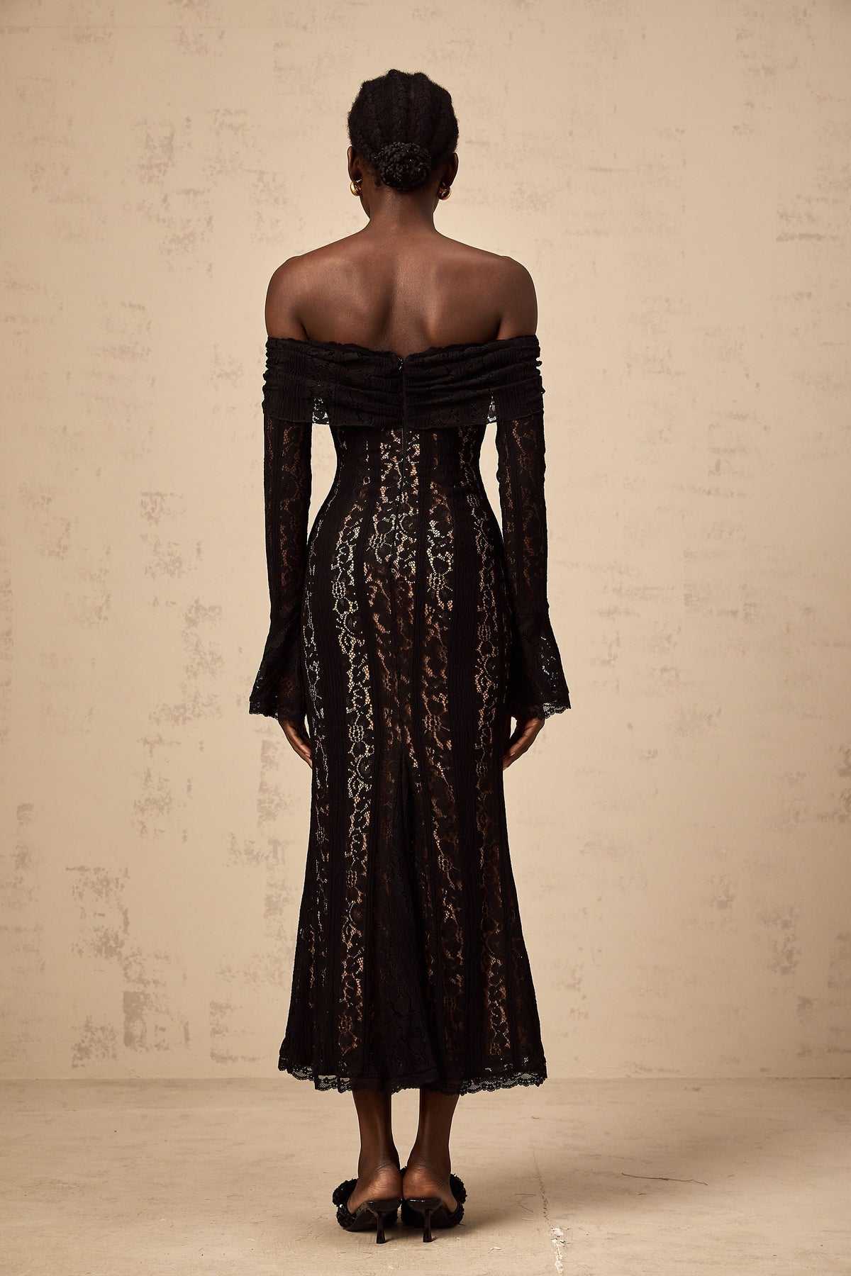 Émeline floral lace flared-cuff midi dress in Black (Final Sale-US Only)