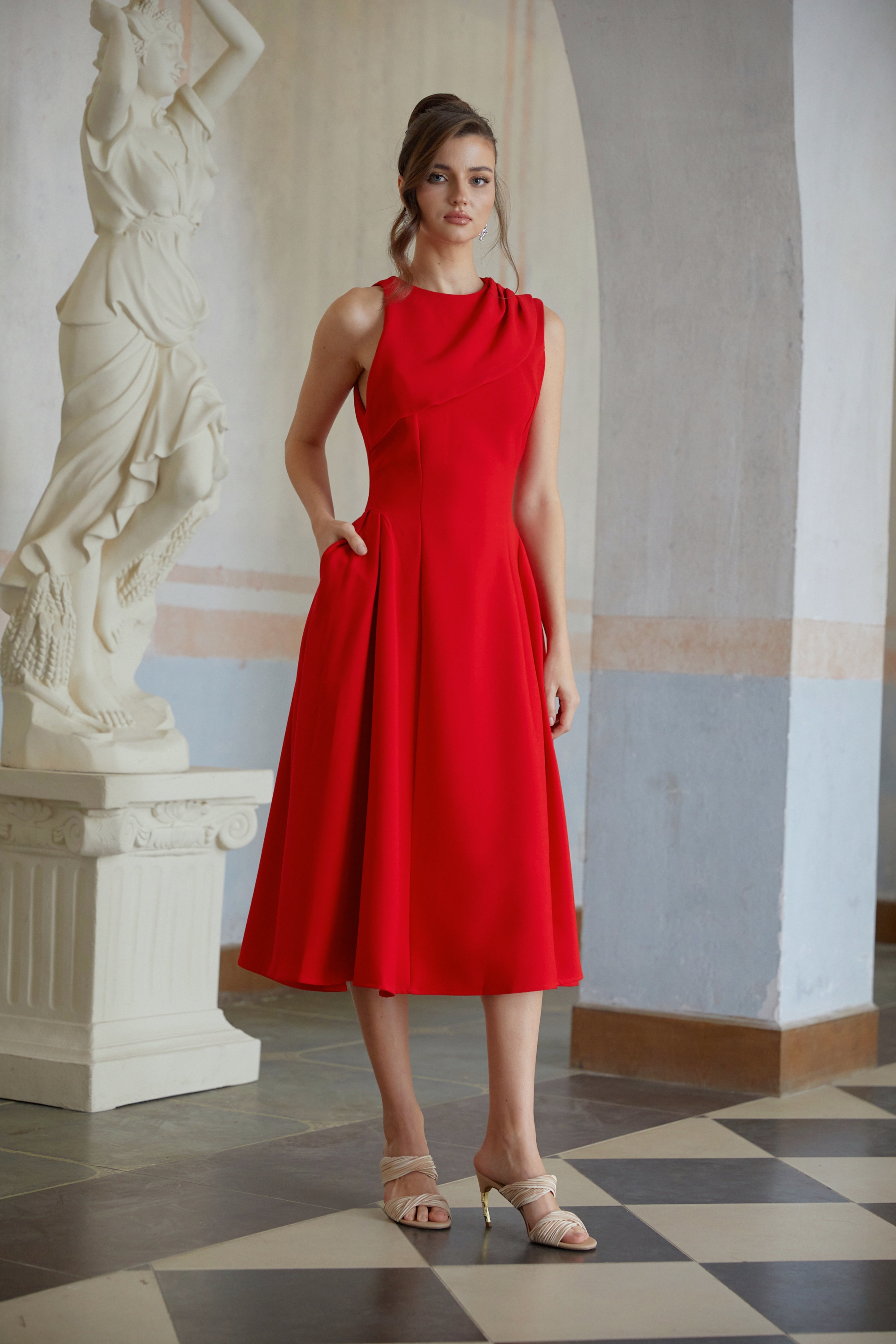 Salomé Red Shawl Collar Shirred Midi Dress