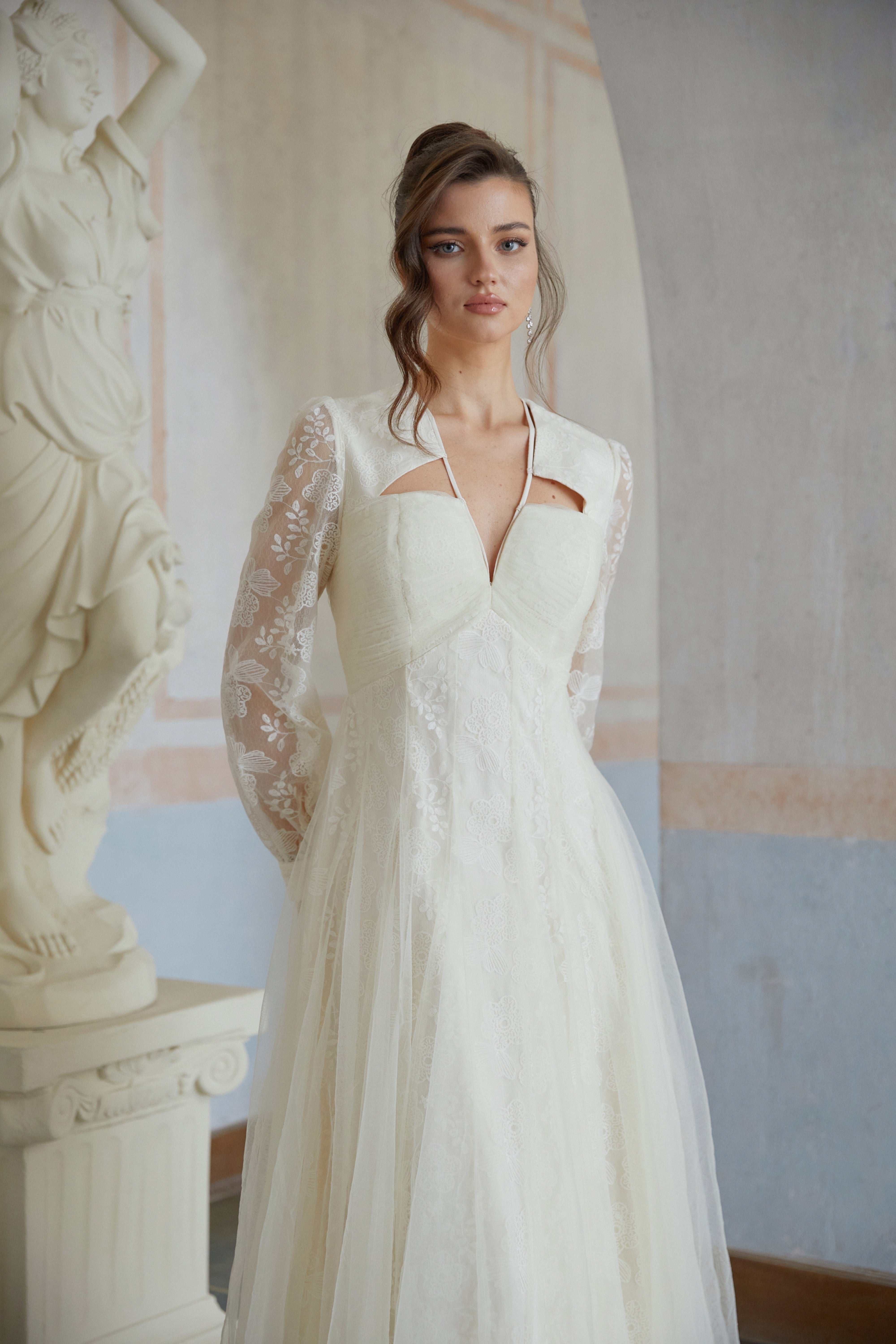 Eirlys White Floral Lace Tulle Midi Dress