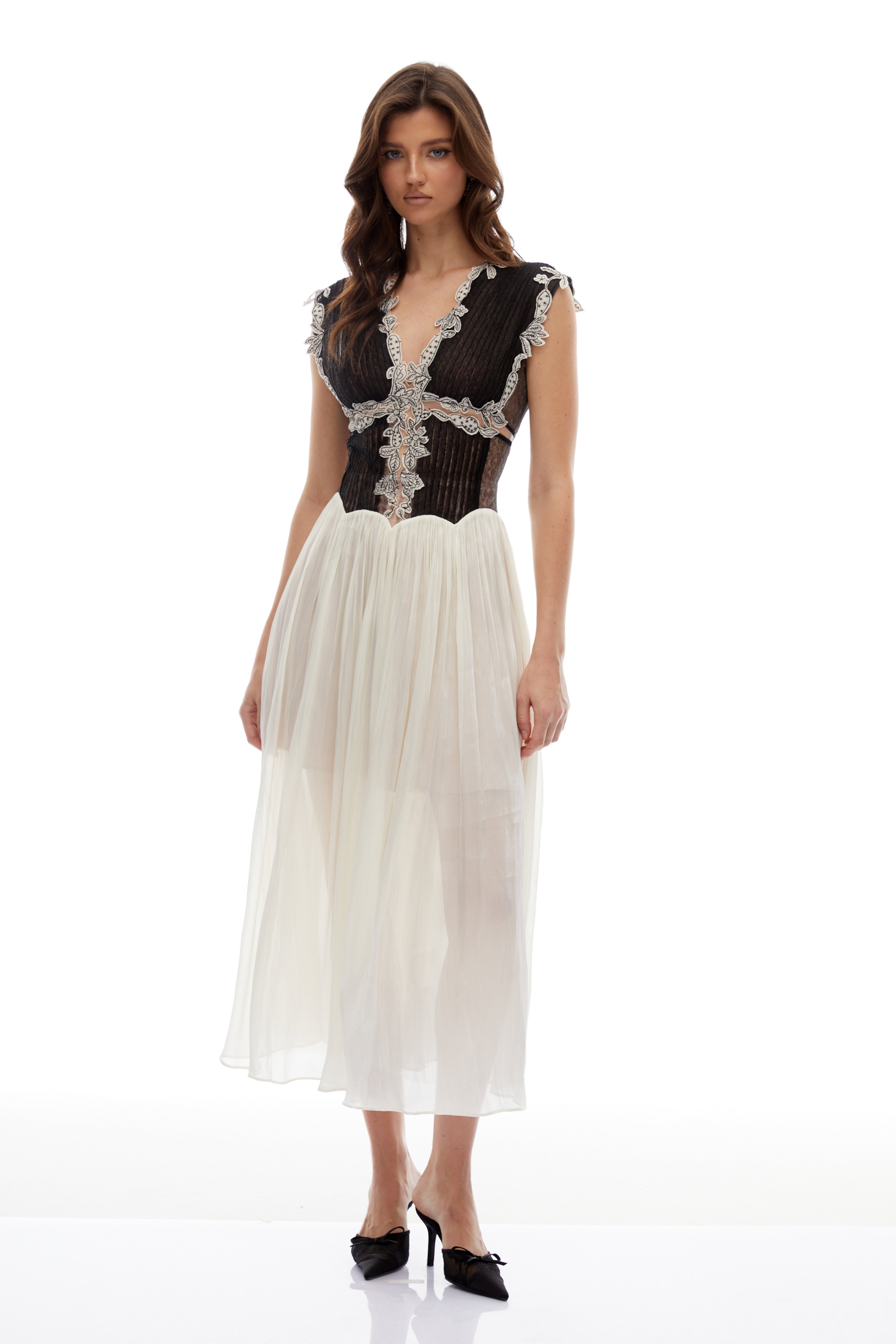 Modesty Color Block Floral Appliqué Midi Dress
