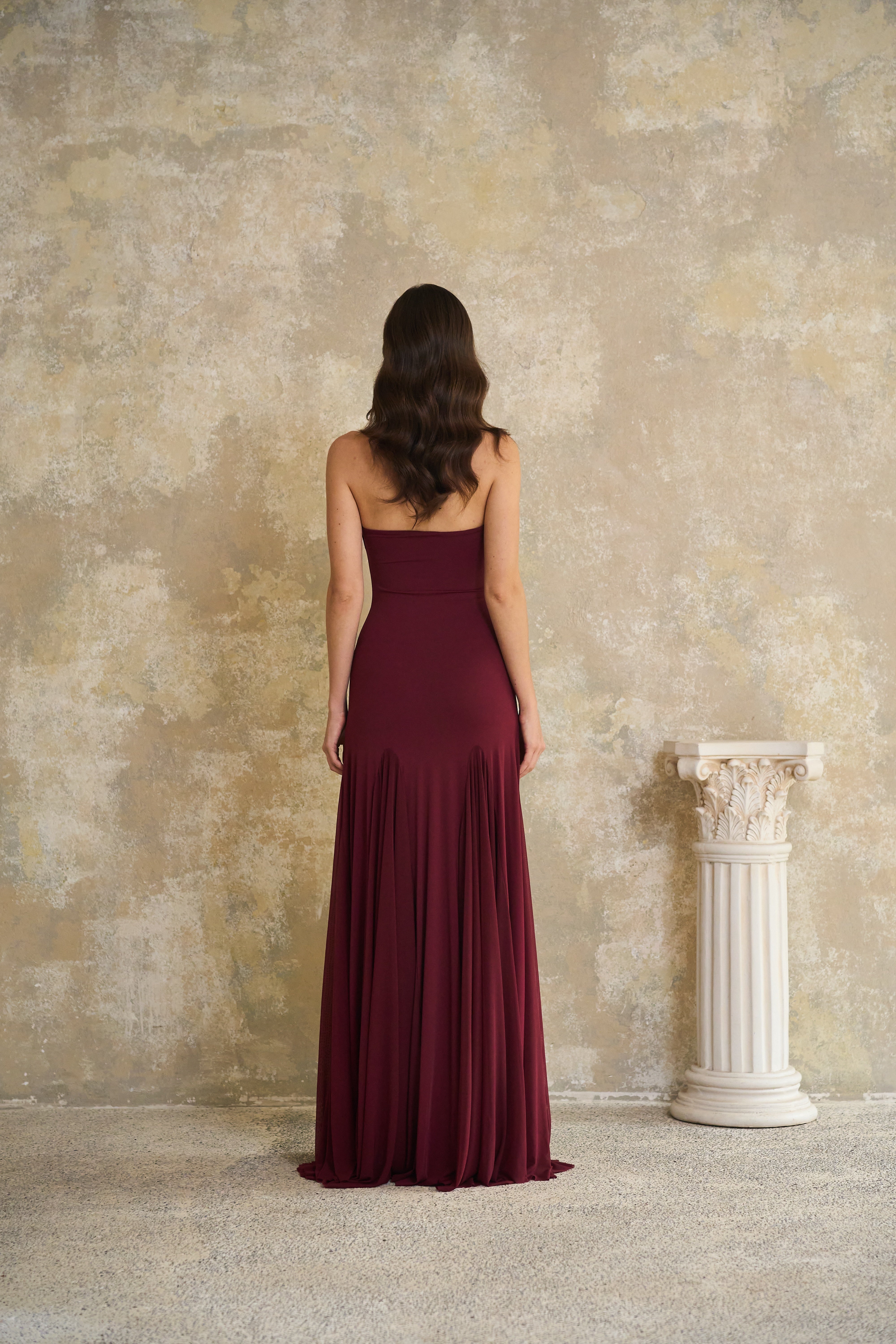 Rêverie Red Sweetheart Neck Maxi Dress