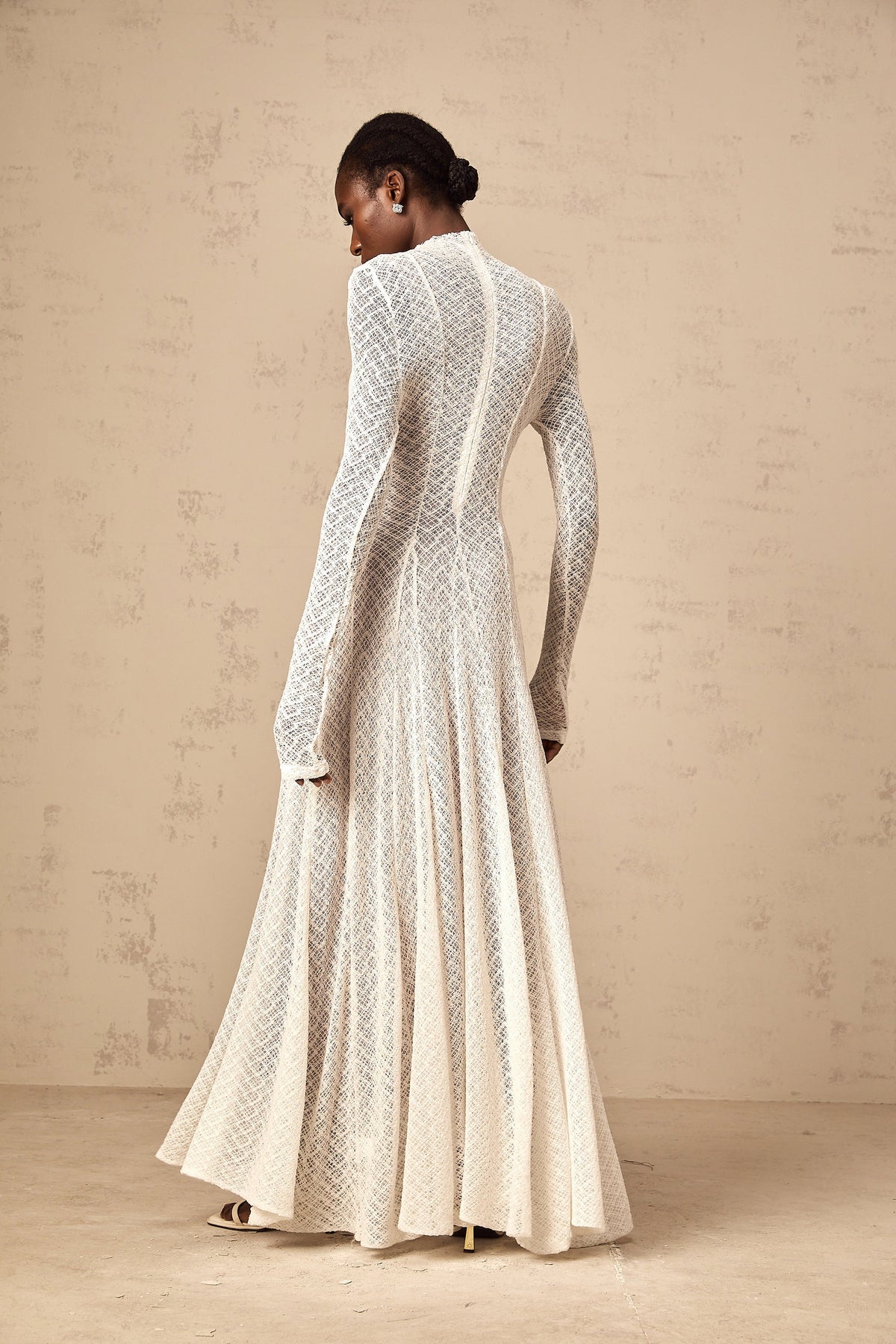 Athena wavy-pattern lace maxi dress in White (Final Sale-US Only)