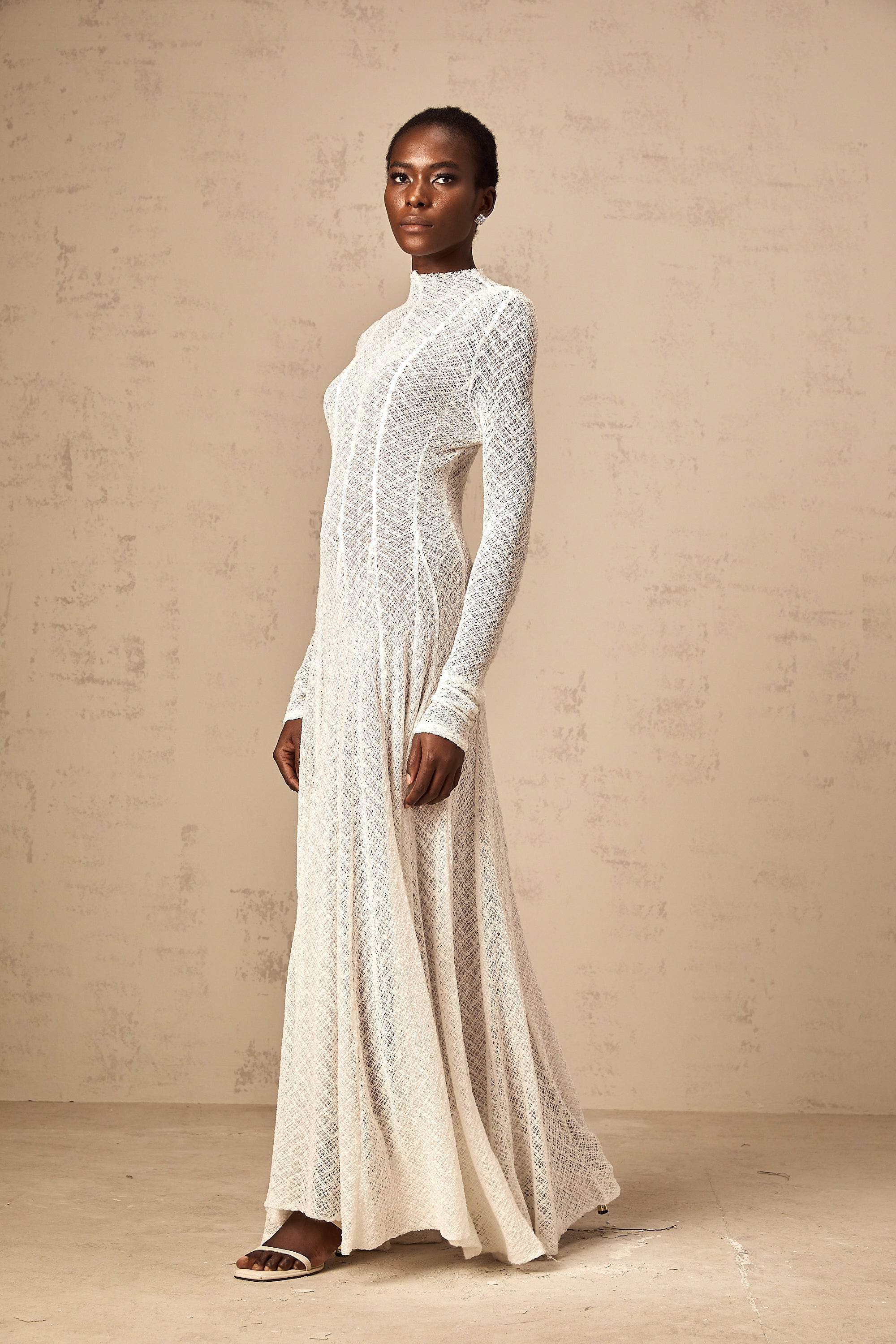 Athena wavy-pattern lace maxi dress in White (Final Sale-US Only)