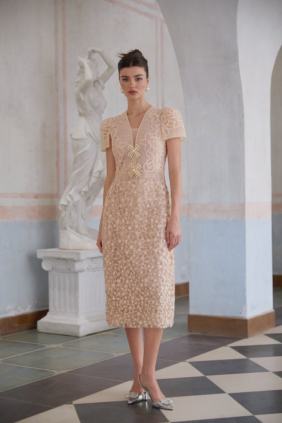 Bérengère neutrals faux-flower crochet midi dress
