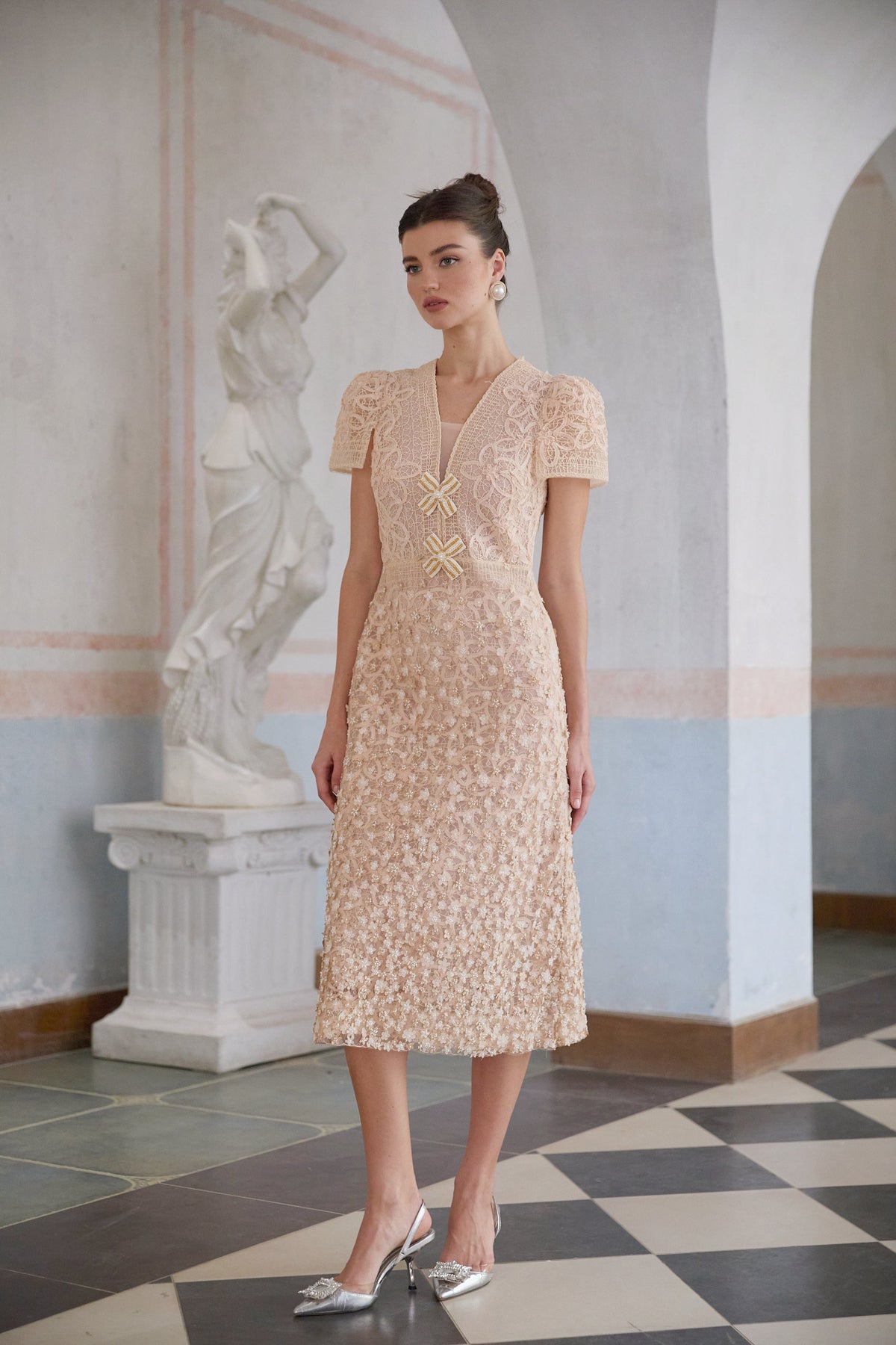 Bérengère neutrals faux-flower crochet midi dress