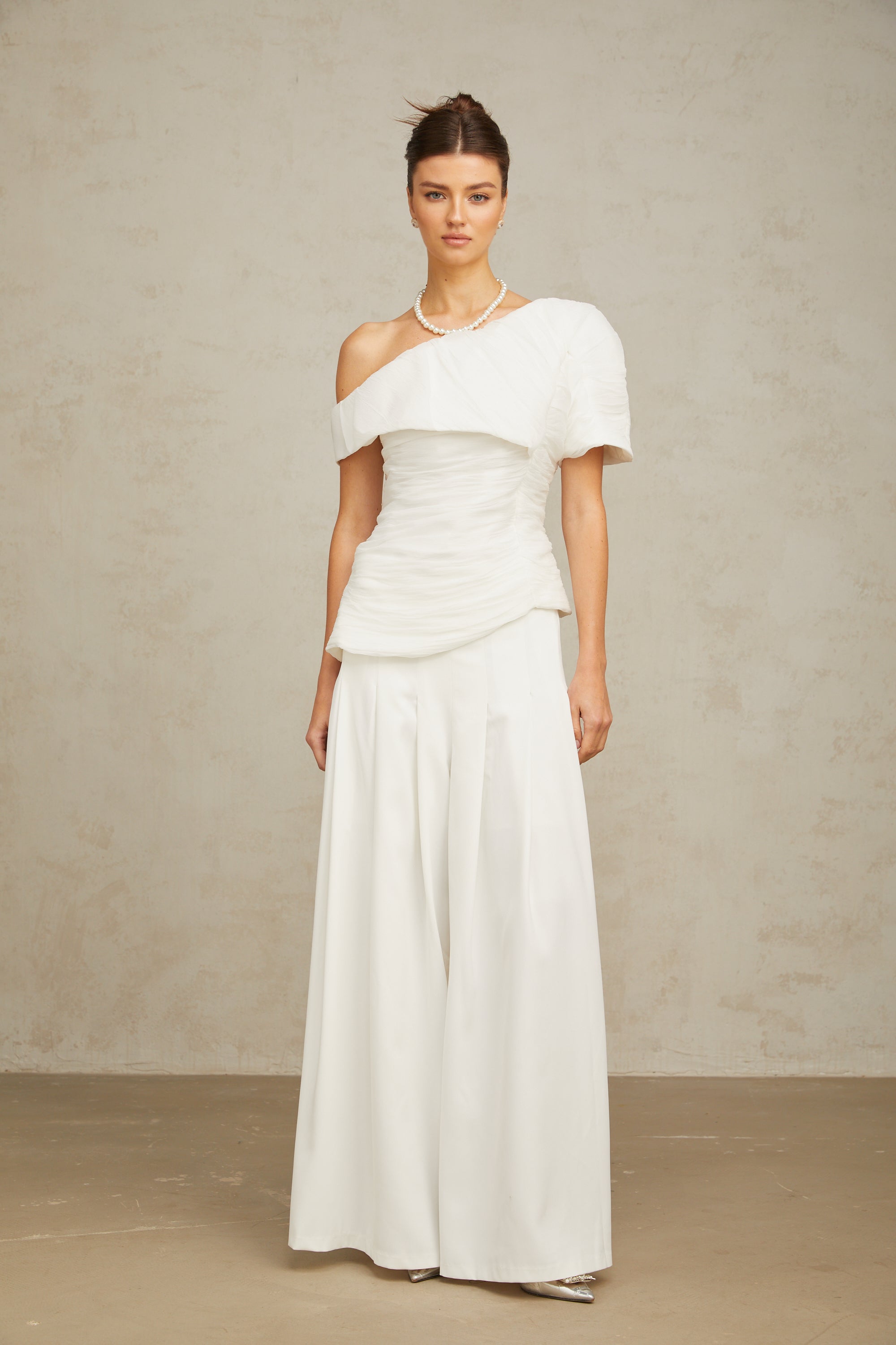 Adèle creased top & trousers matching set in White