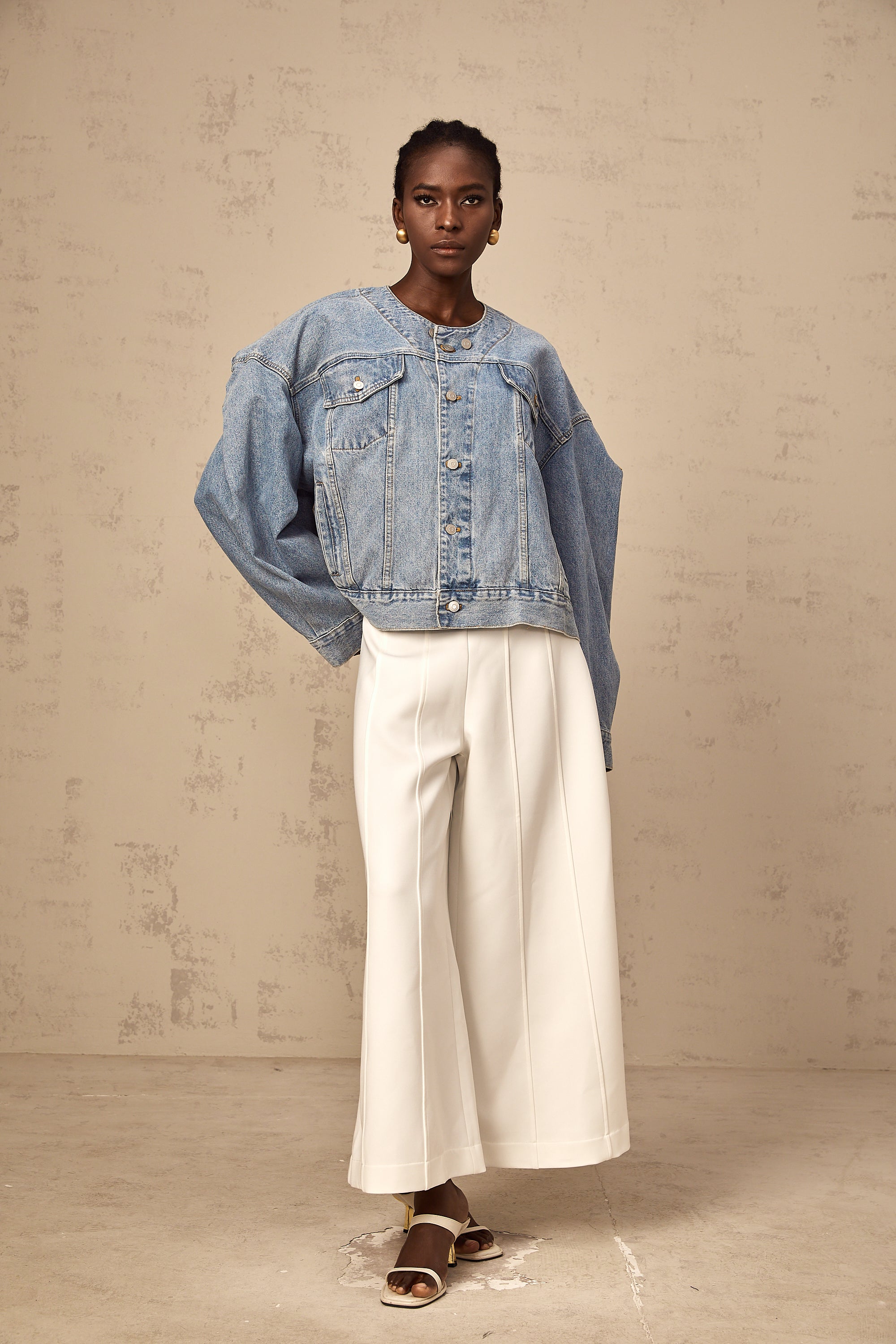 Isabelle blue collarless denim jacket (US Only)