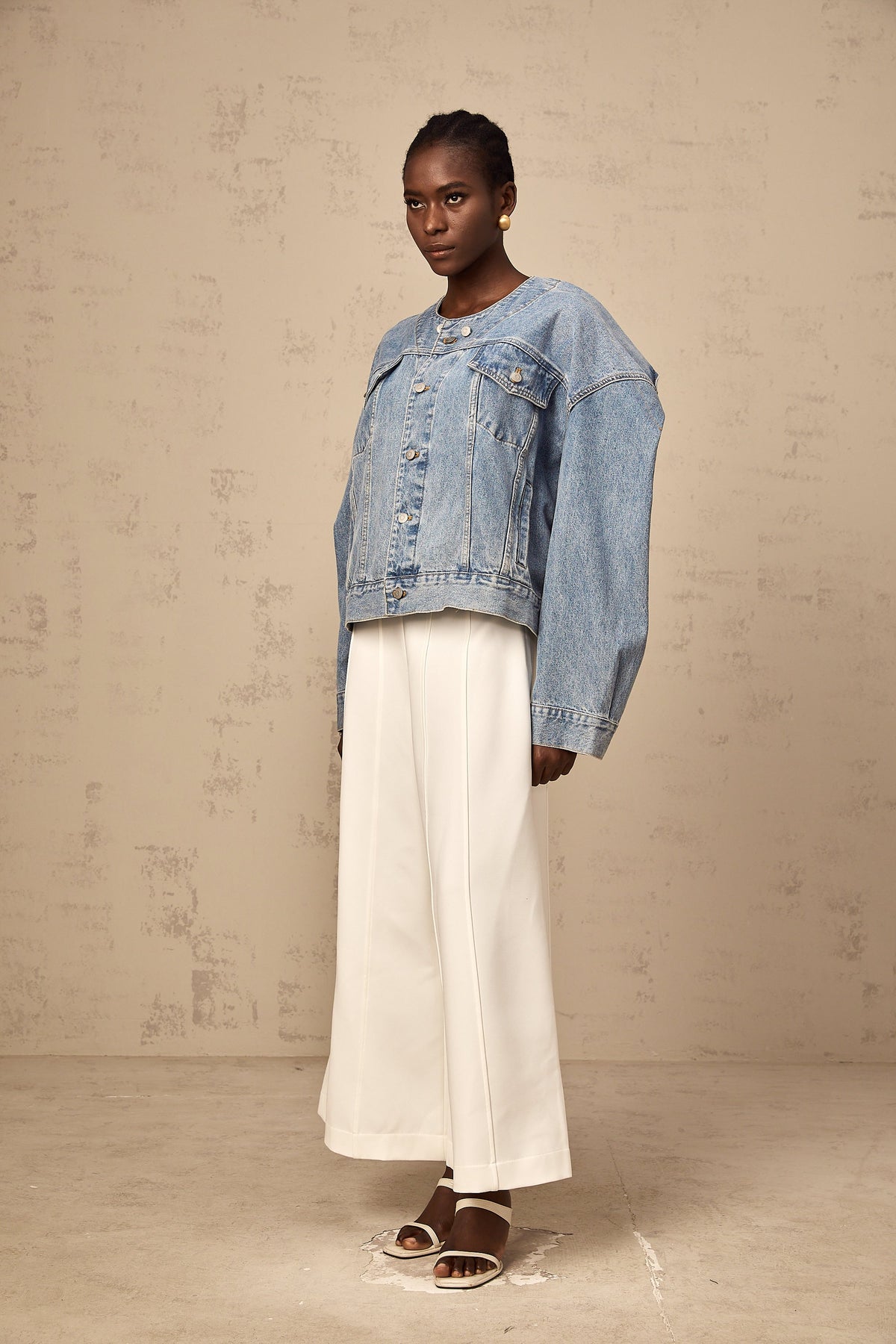Isabelle blue collarless denim jacket