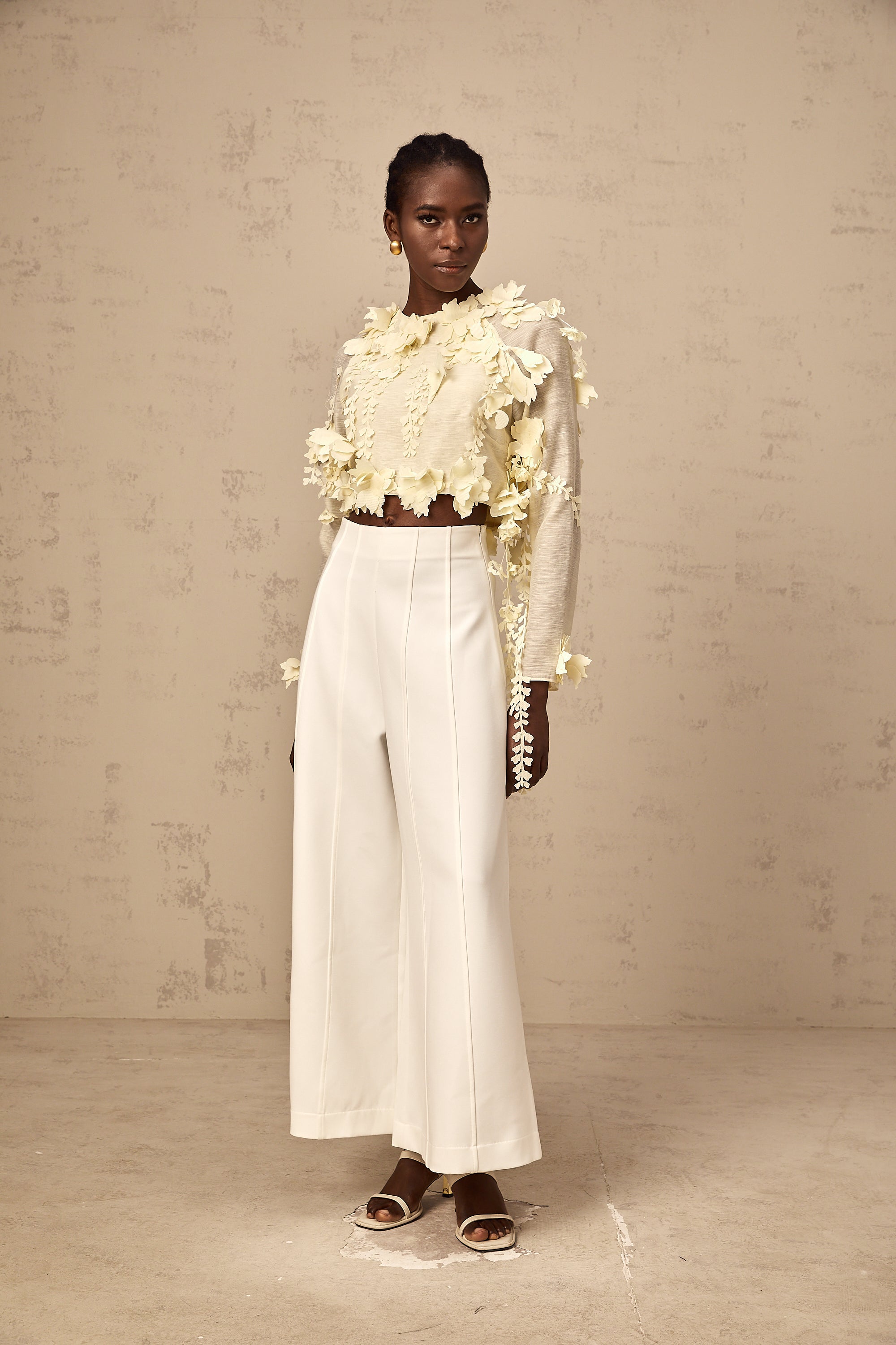 Rosalie light-yellow 3d-petal cropped blouse